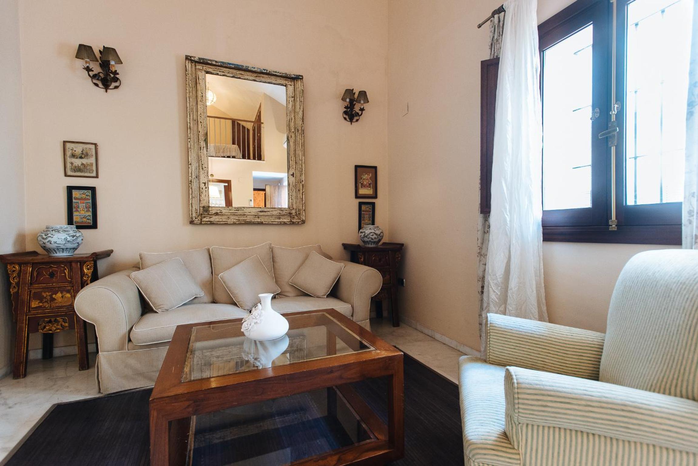 Two-Bedroom Apartment - Photo 2