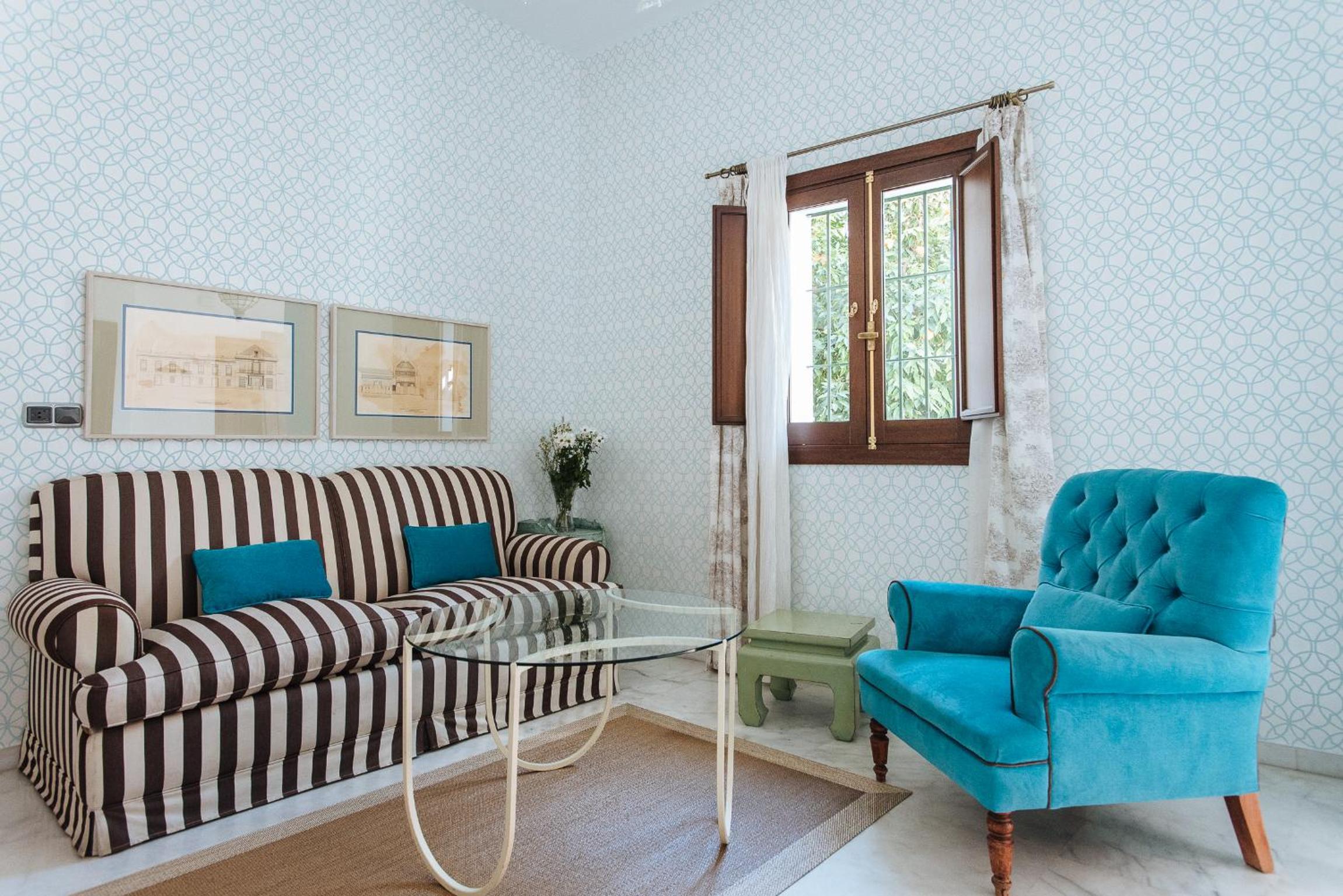 Two-Bedroom Apartment - Photo 9