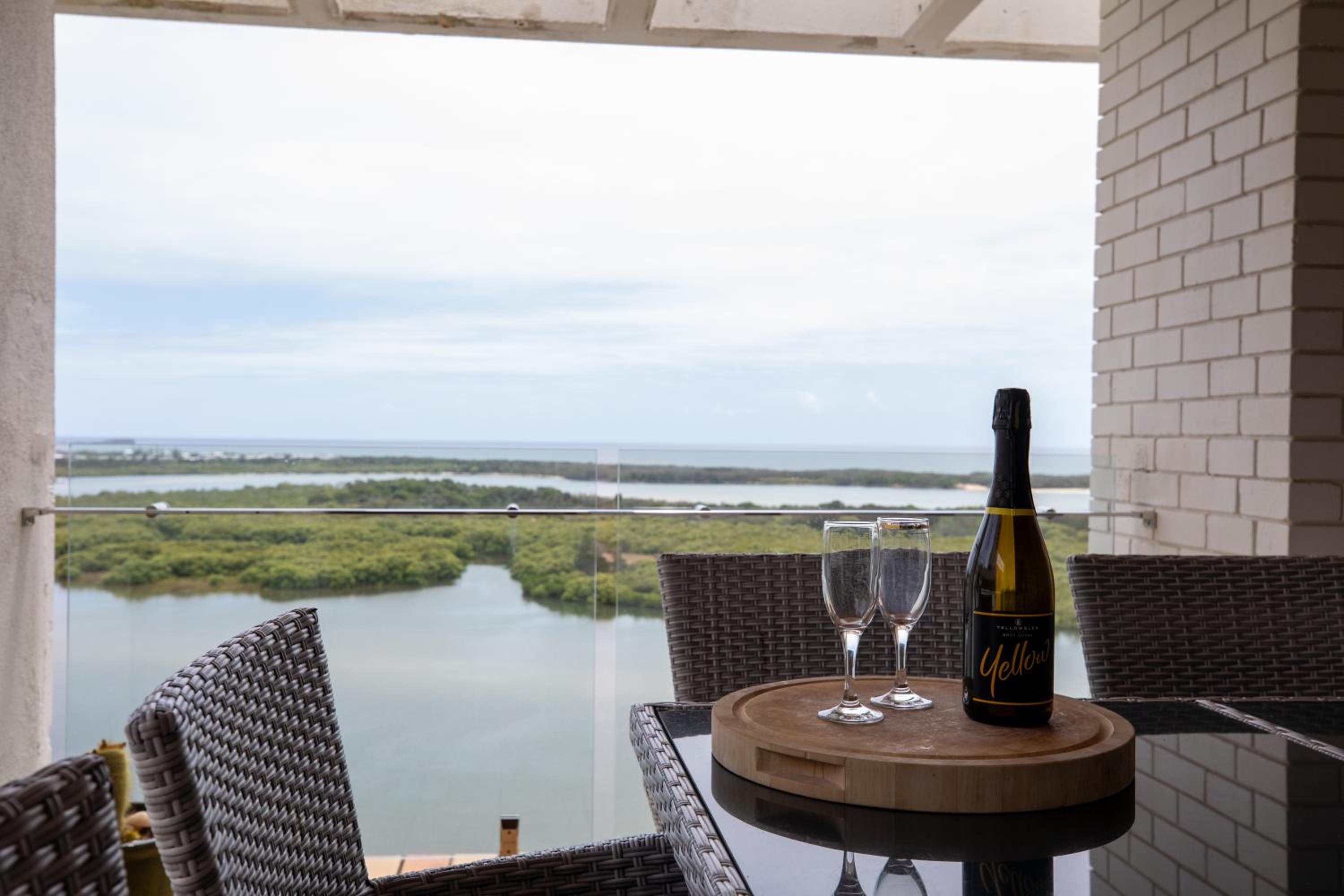 Two-Bedroom Apartment with Balcony and Sea View