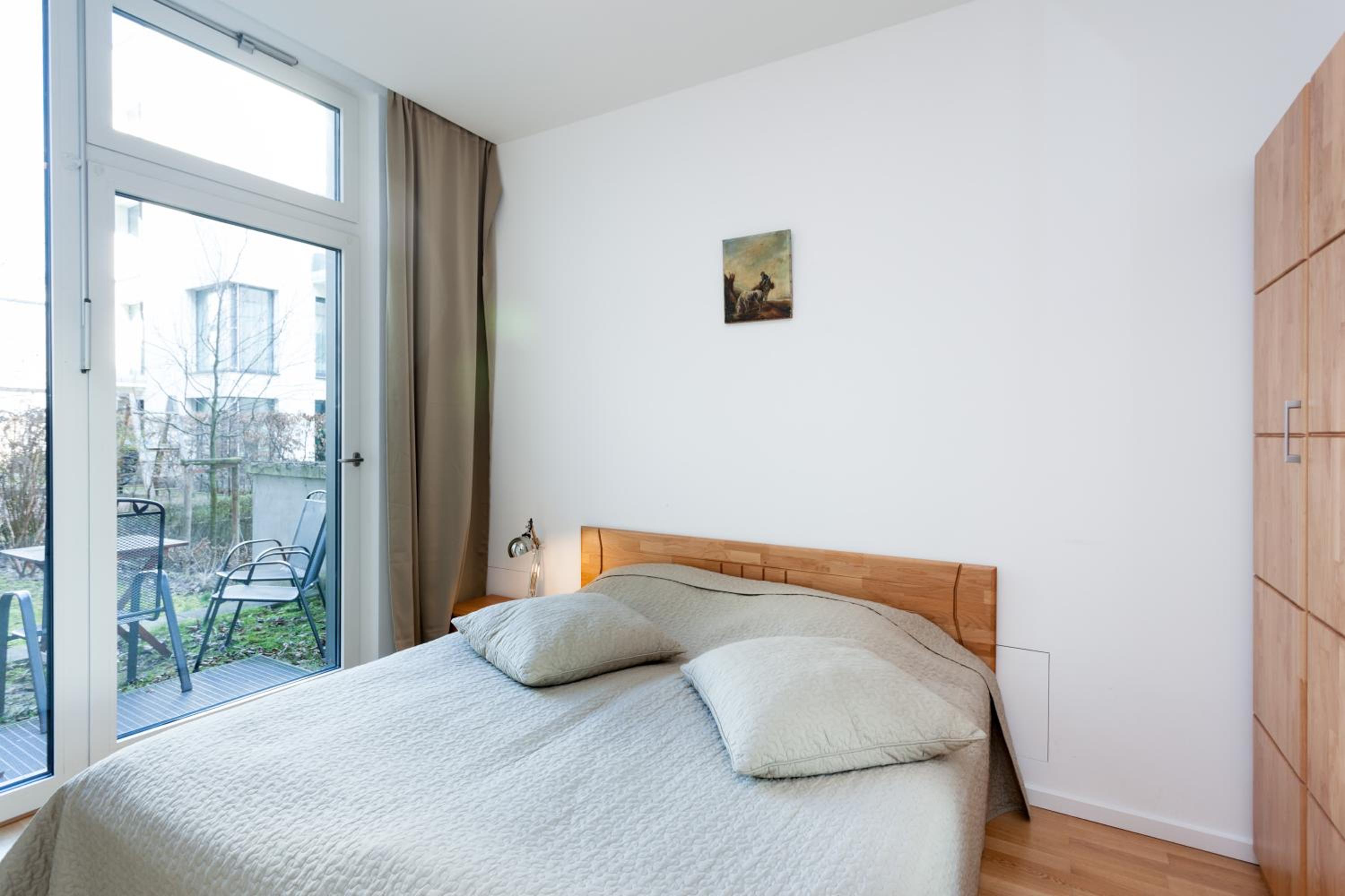 Apartment - Ground Floor photo 2