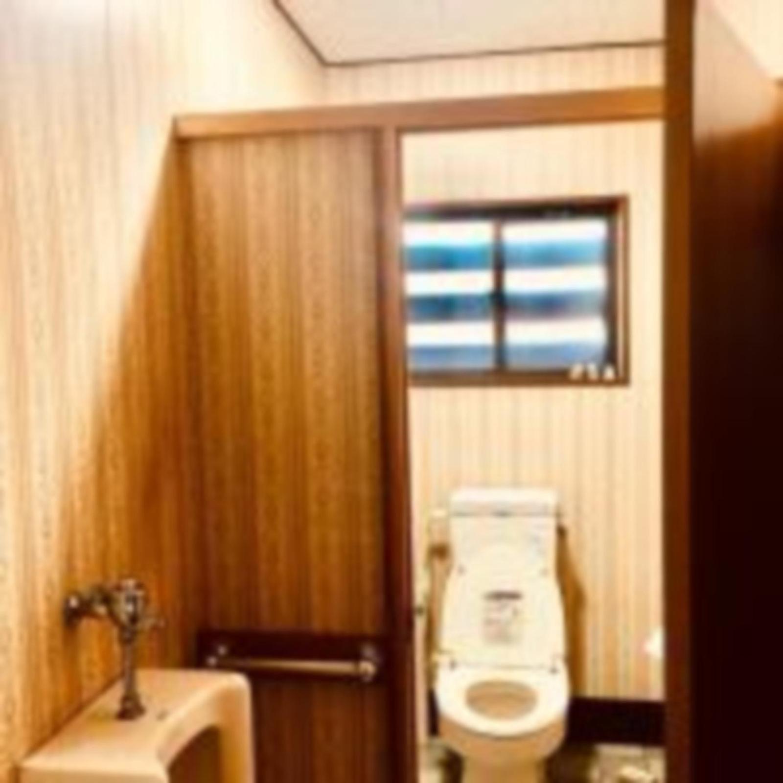 Economy Triple Room with Shared Bathroom