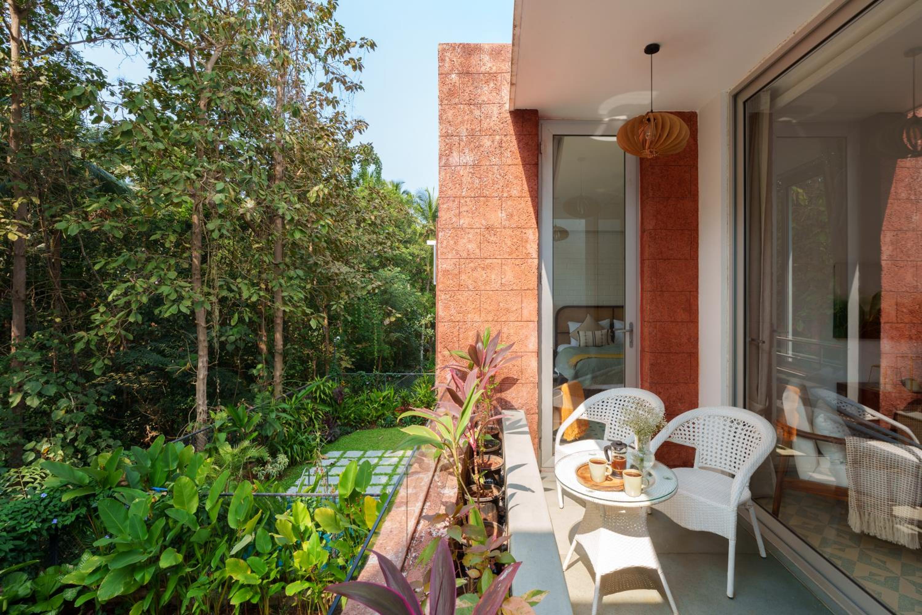 La Verona- 10|2BHK|Patio|Full Generator Backup. photo 2