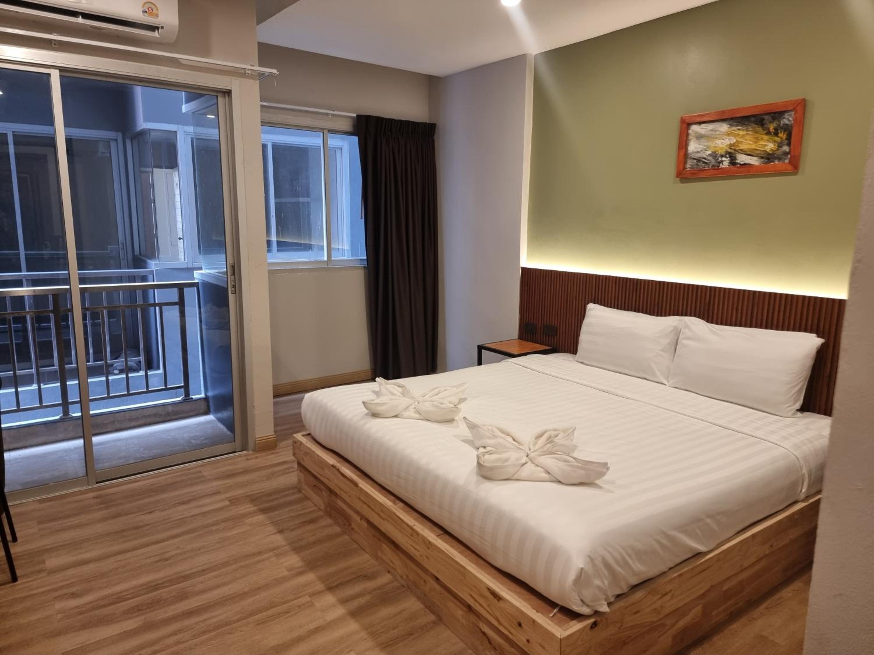 Superior King Room