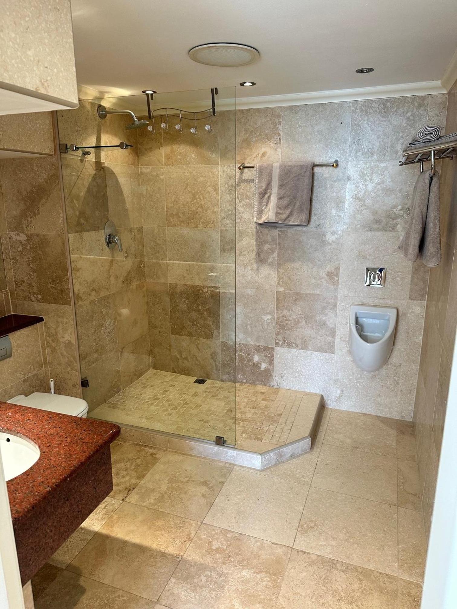 Self Catering Suite Marina view photo 3