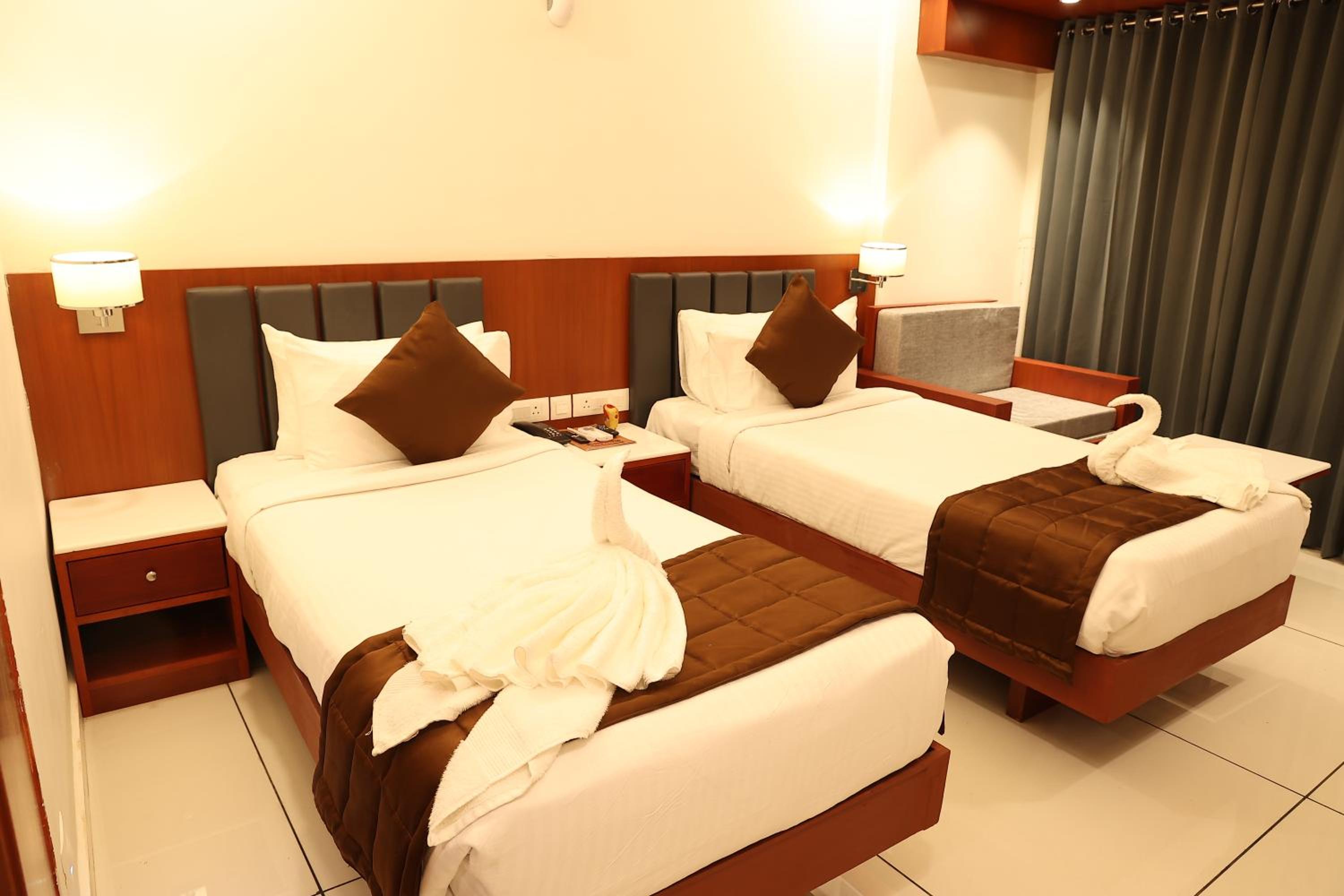 Superior Double or Twin Room - Photo 4