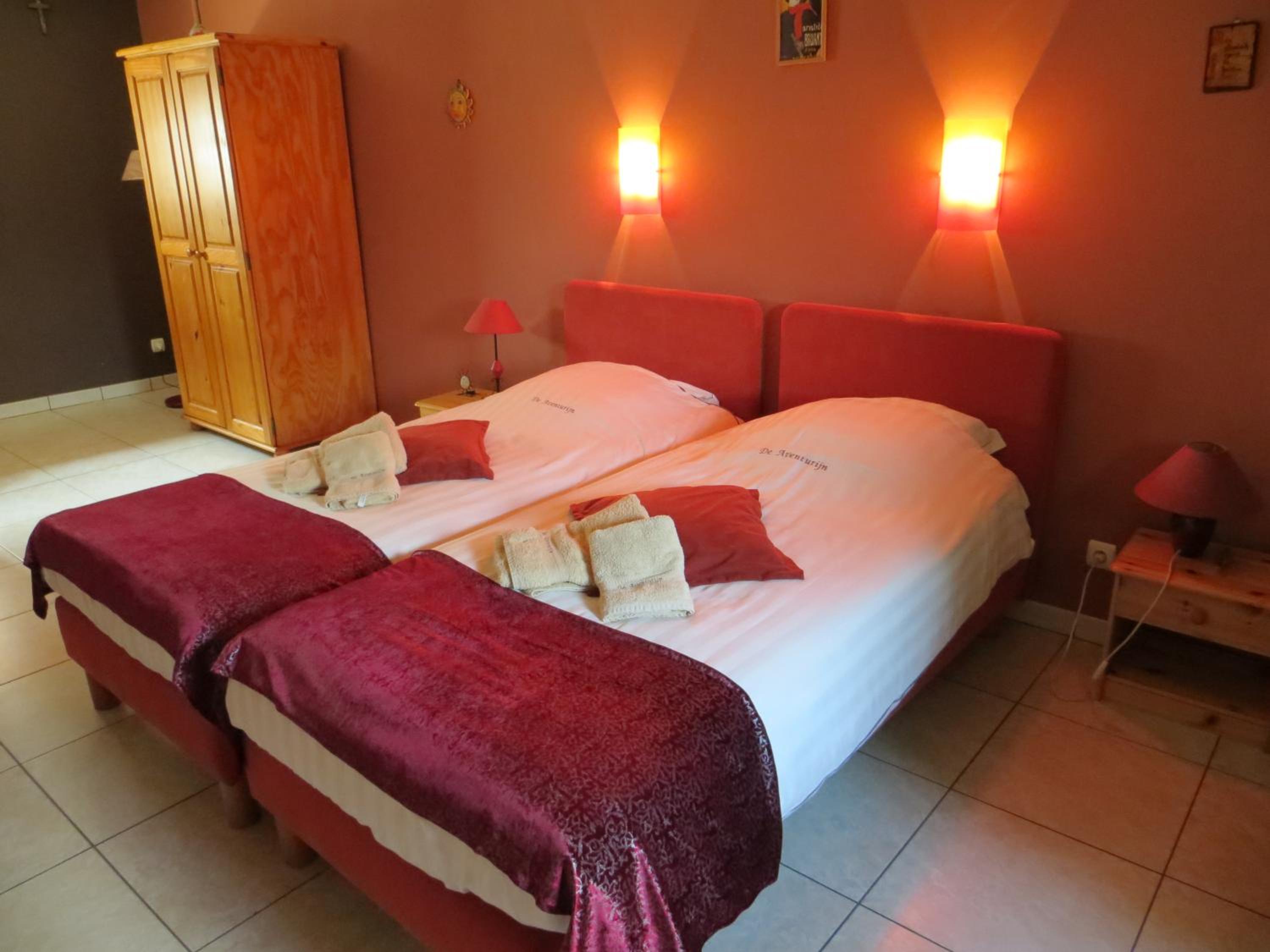 Standard Twin Room photo 1
