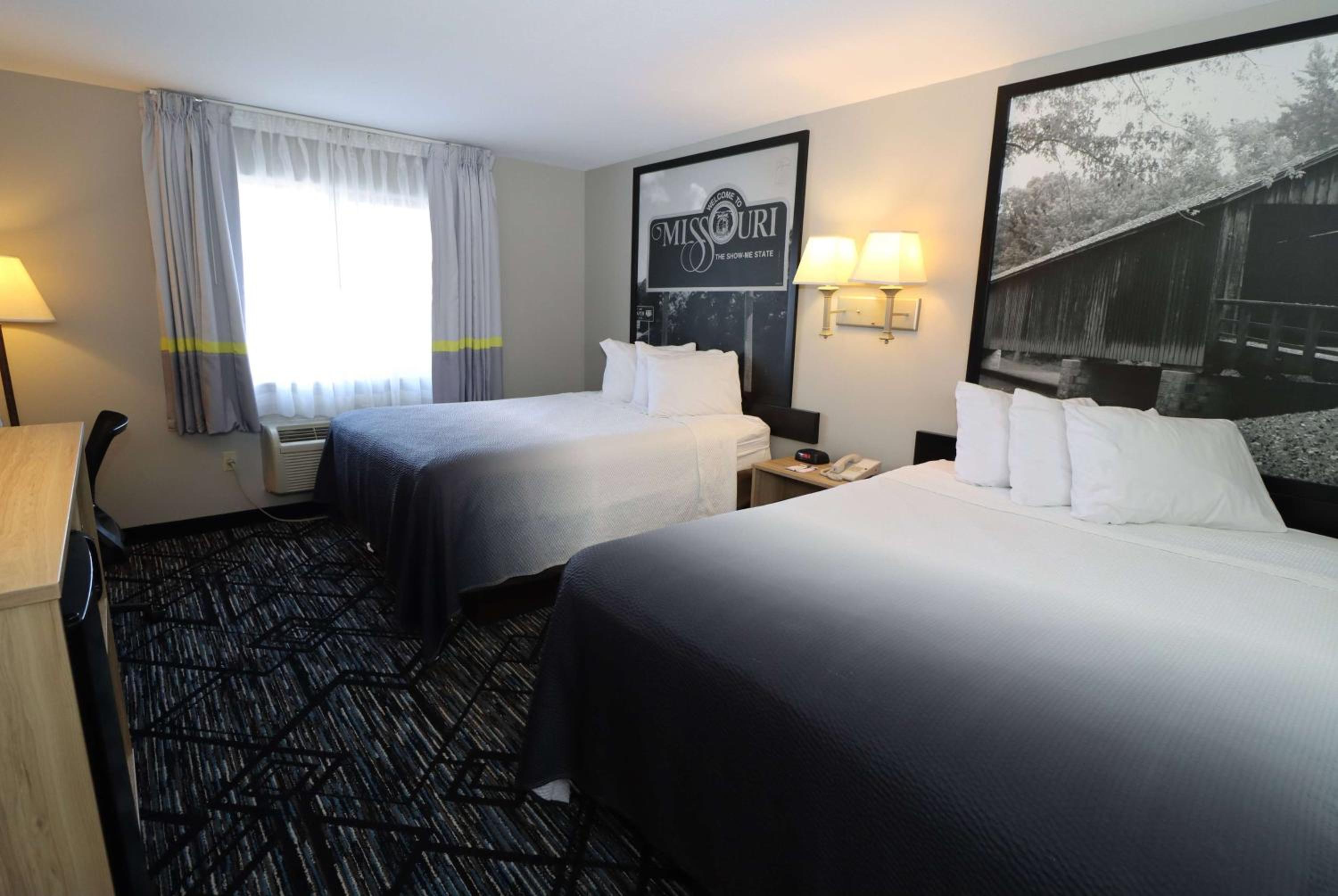 Queen Room with Two Queen Beds - Non-Smoking