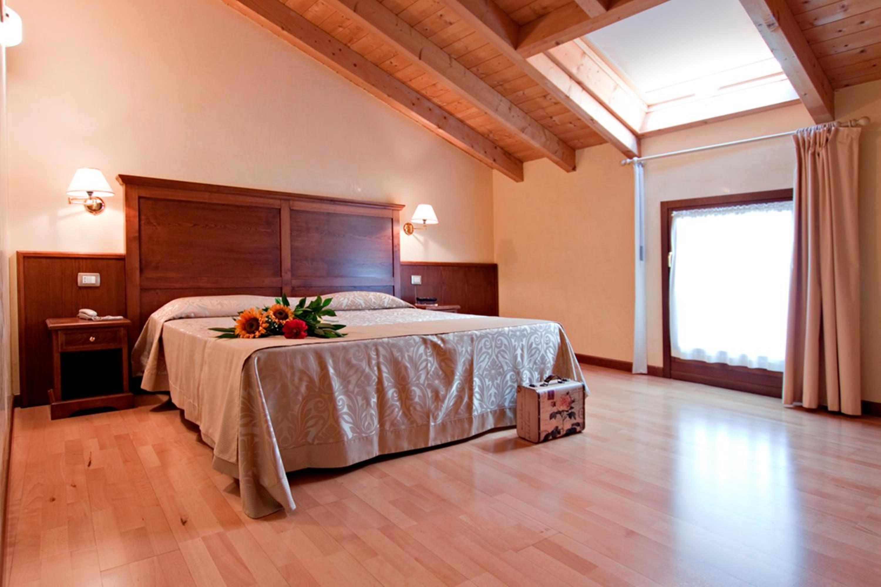 Double Room with Daily Pool Access  - Photo 2