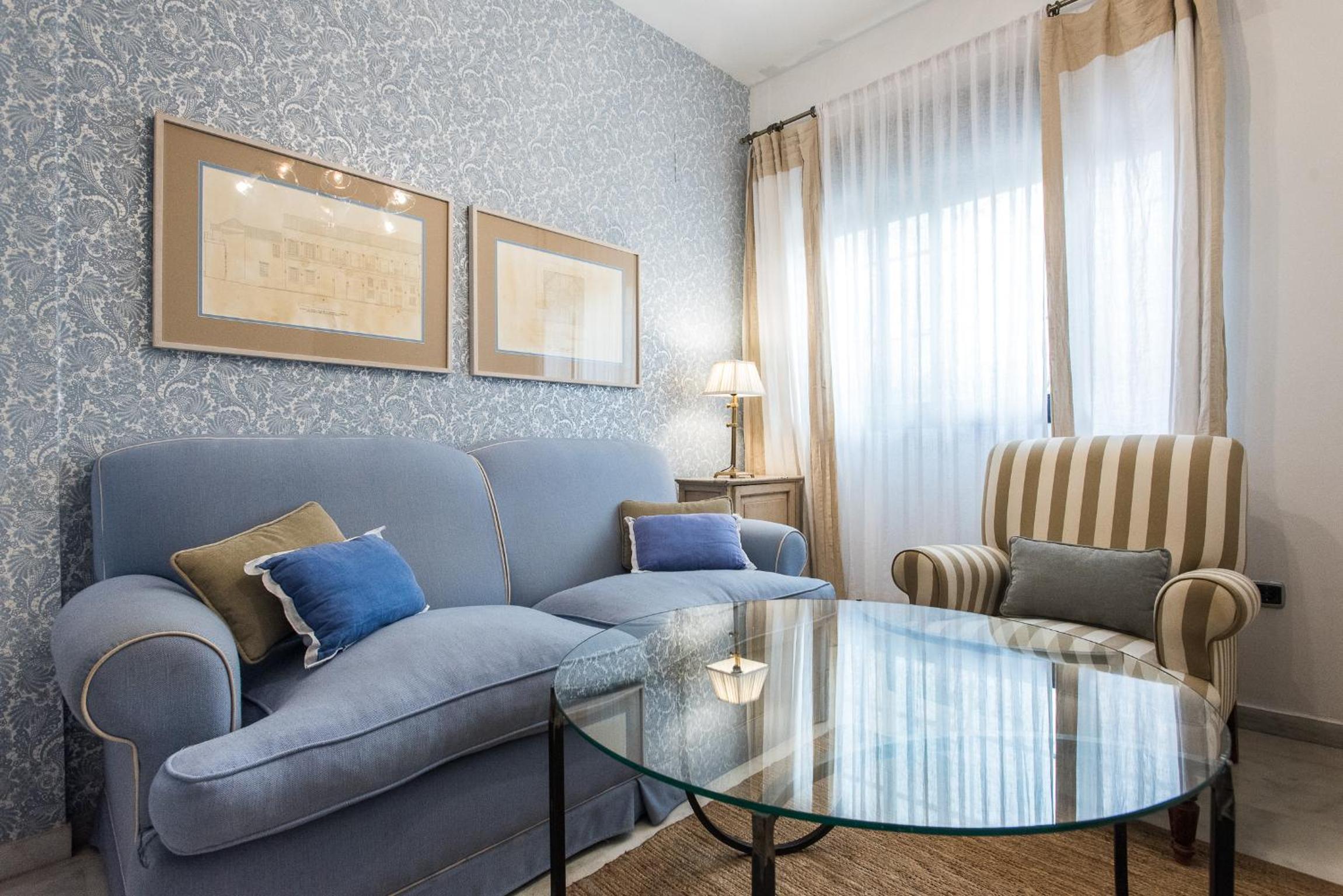 One-Bedroom Apartment - Photo 15