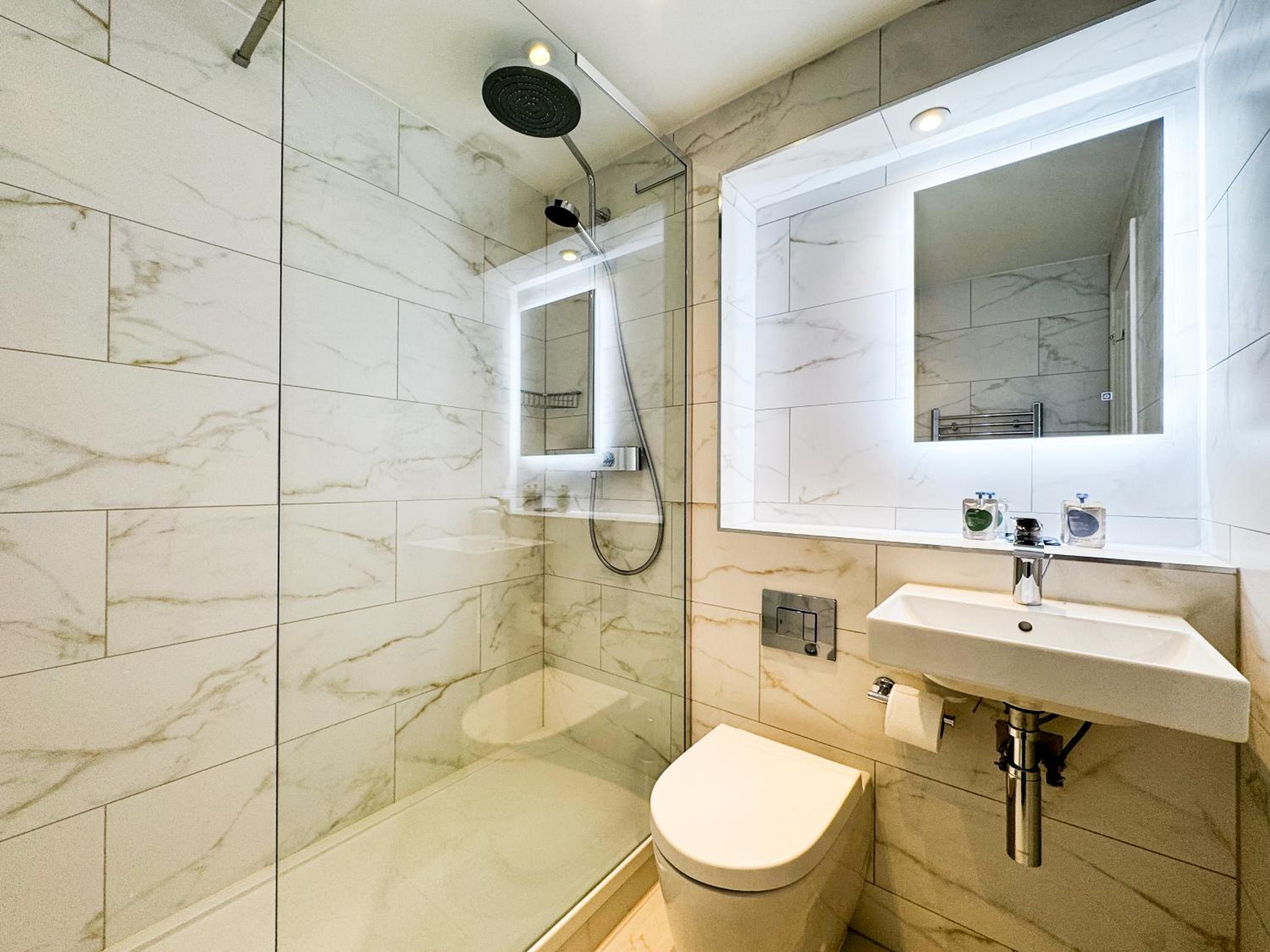 Classic Twin Room - Photo 1
