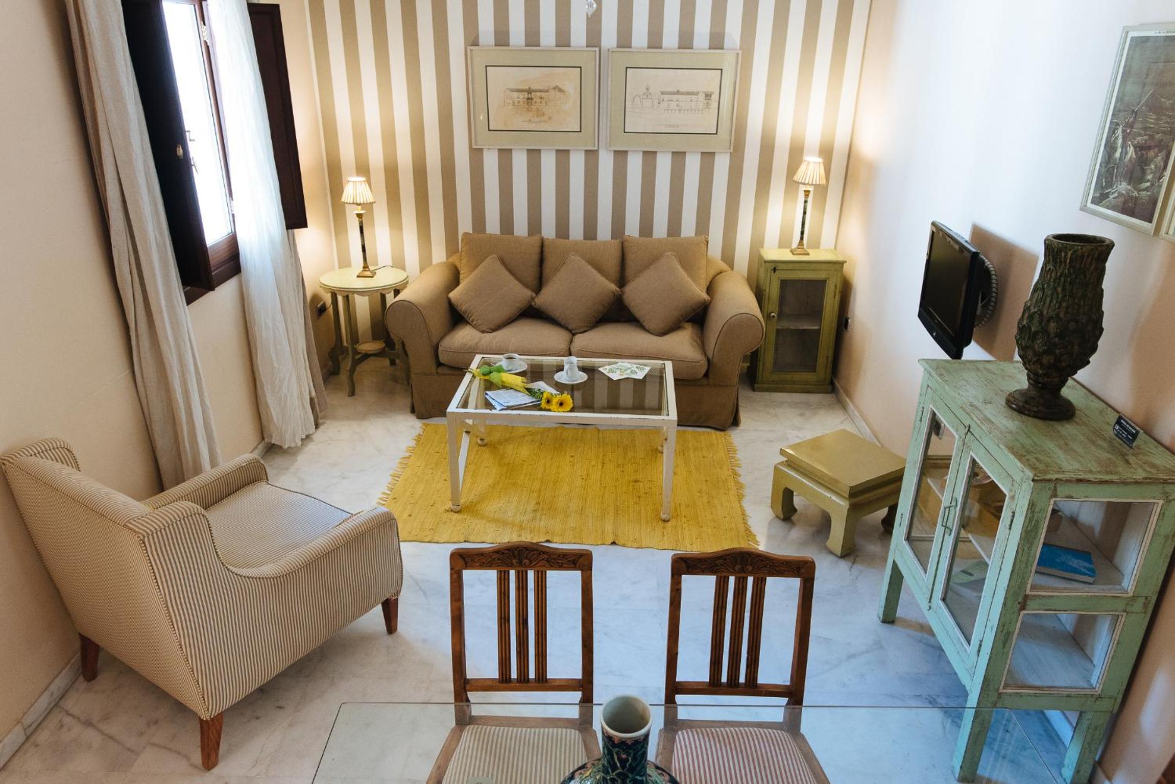 Two-Bedroom Apartment - Photo 11