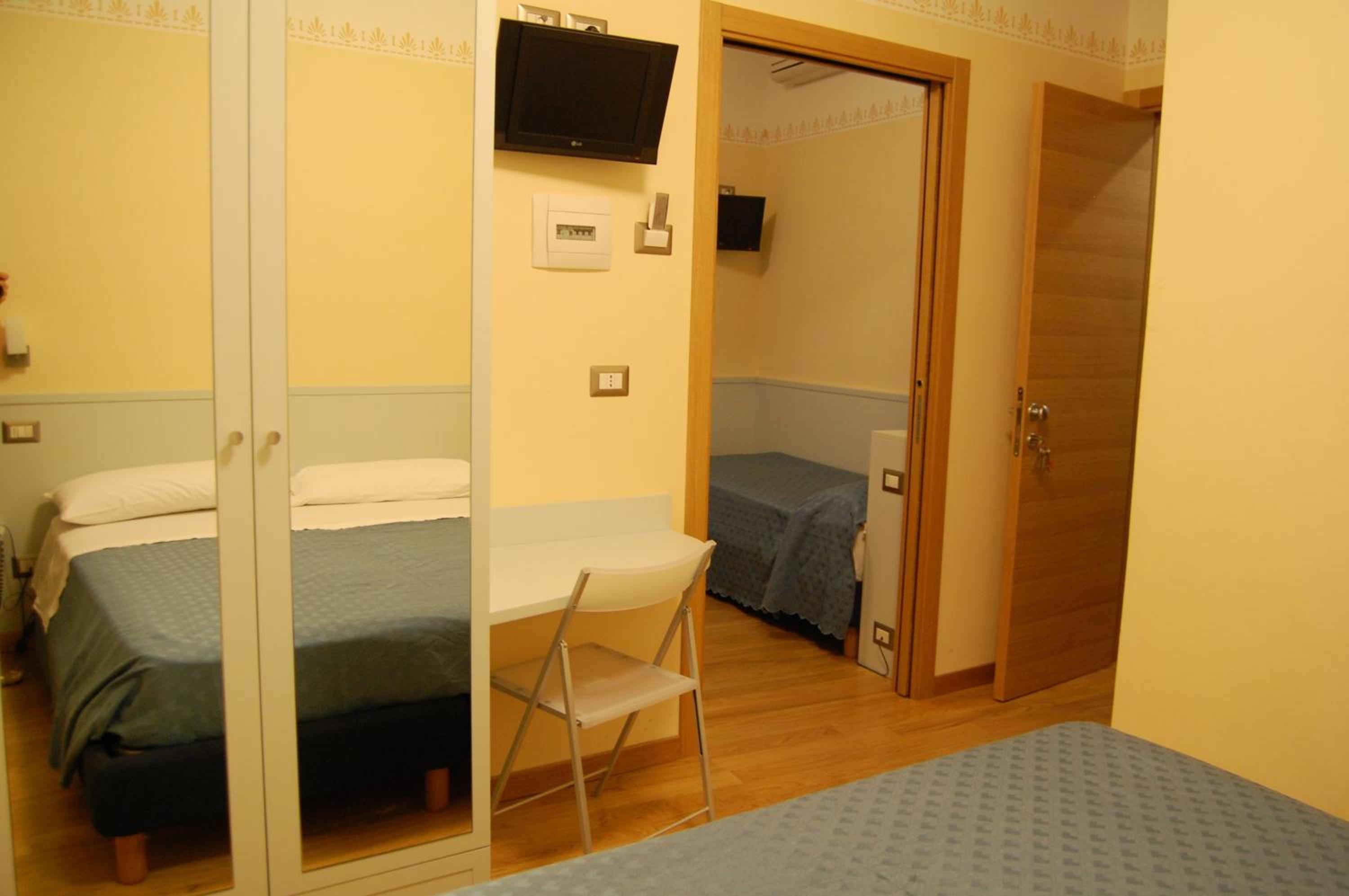 Quadruple Room photo 2