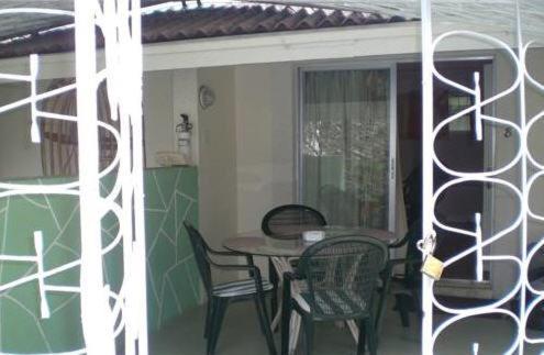 Two-Bedroom Apartment with Two Queen Beds photo 2