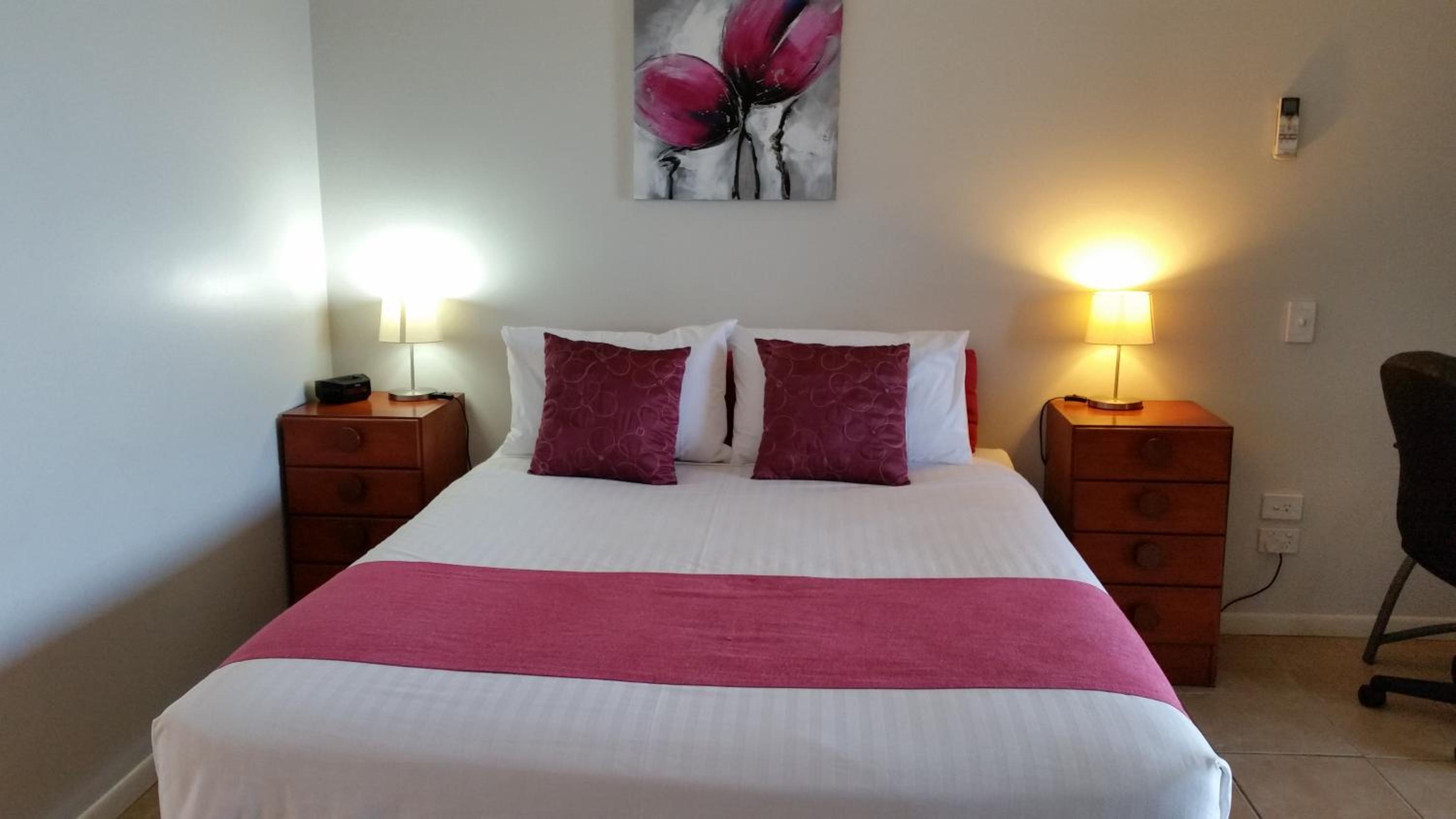 Standard Twin Room photo 2