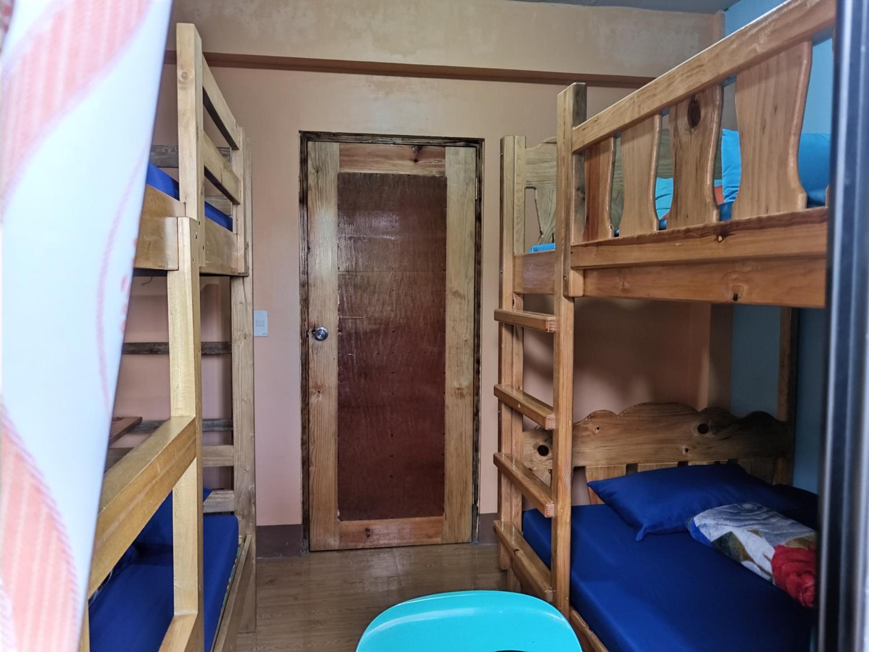4-Bed Mixed Dormitory Room photo 3