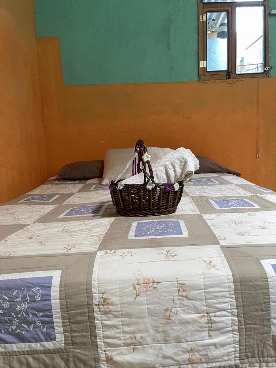 Double Room with Private Bathroom photo 3