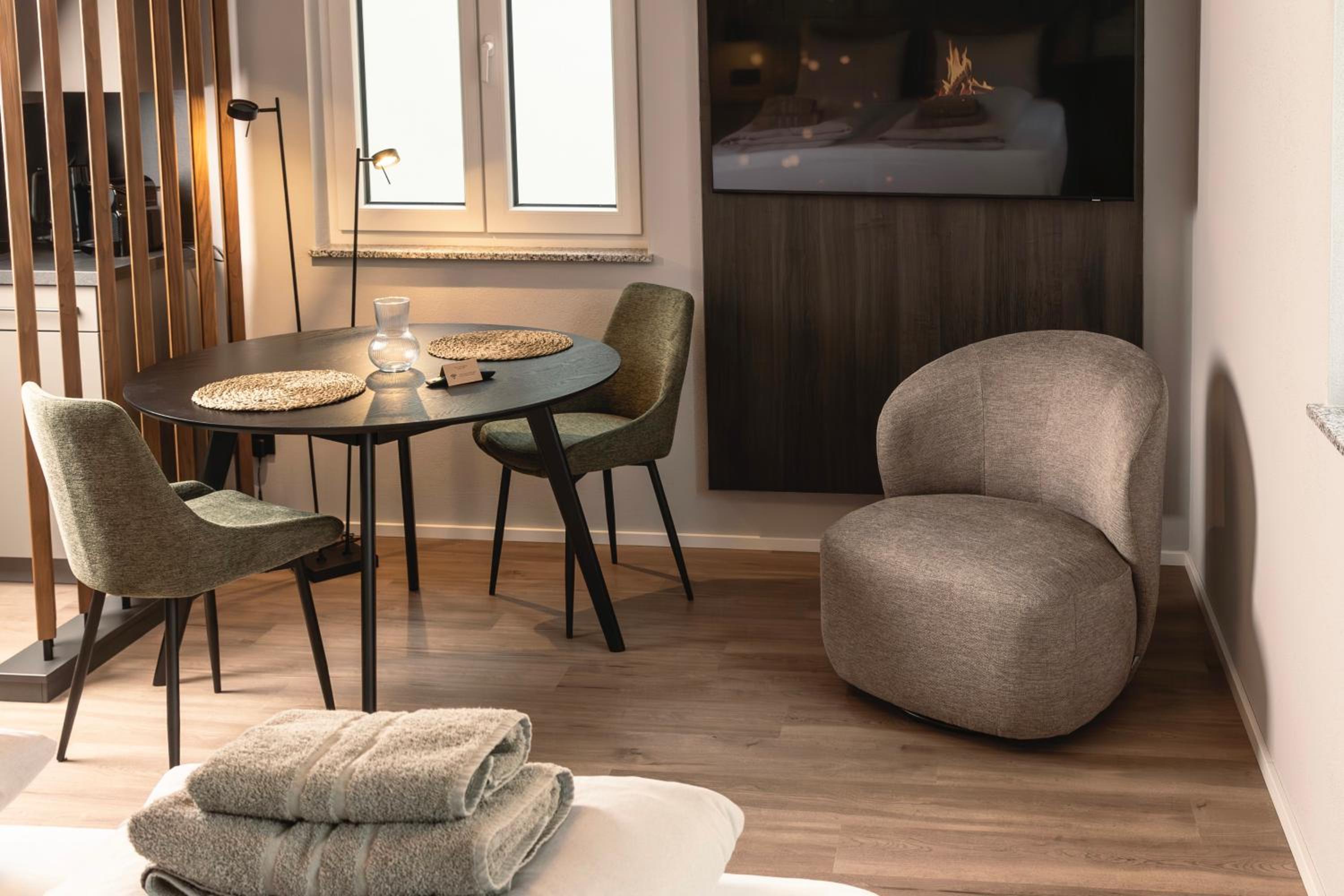 Deluxe Apartment