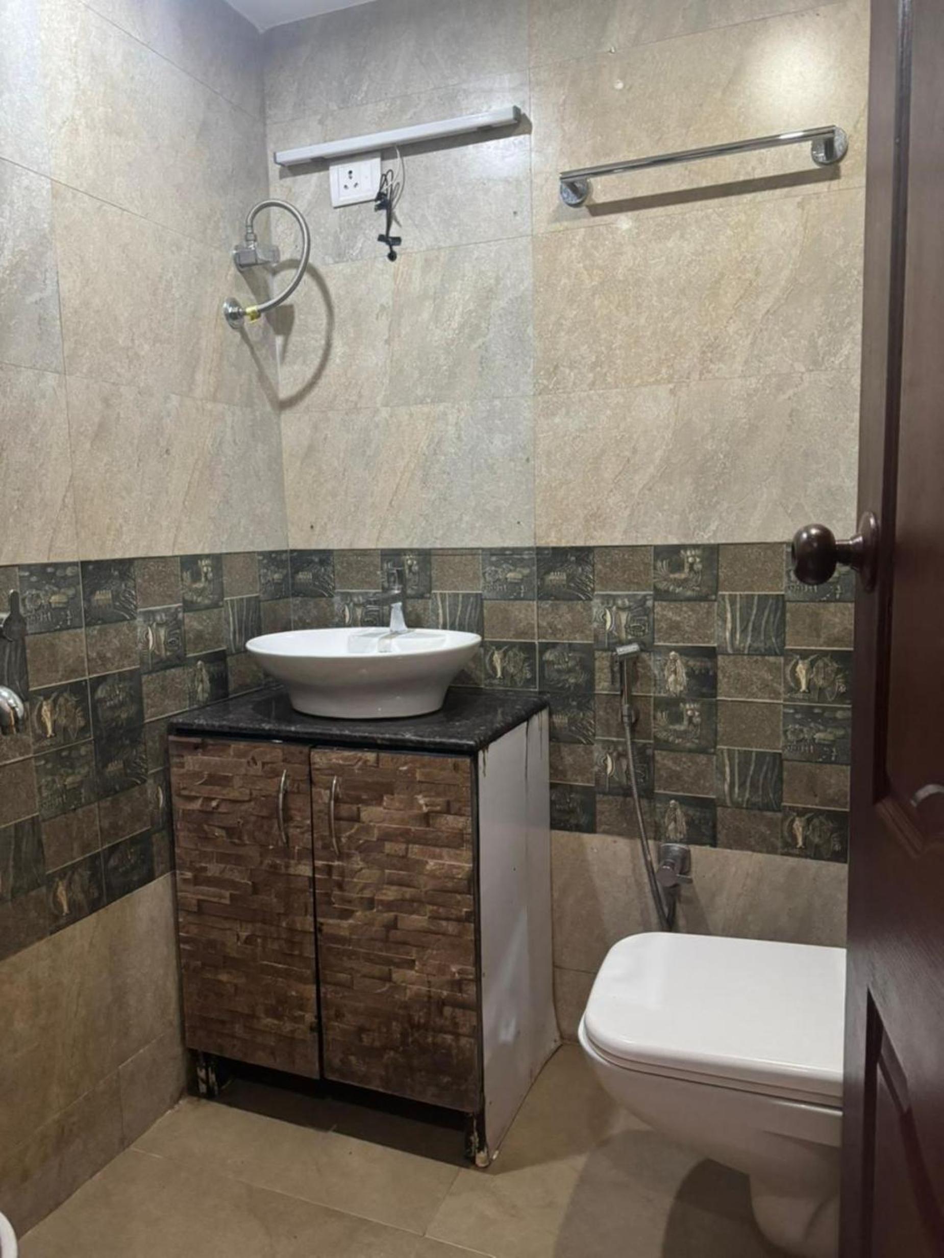 Deluxe Room - Photo 3