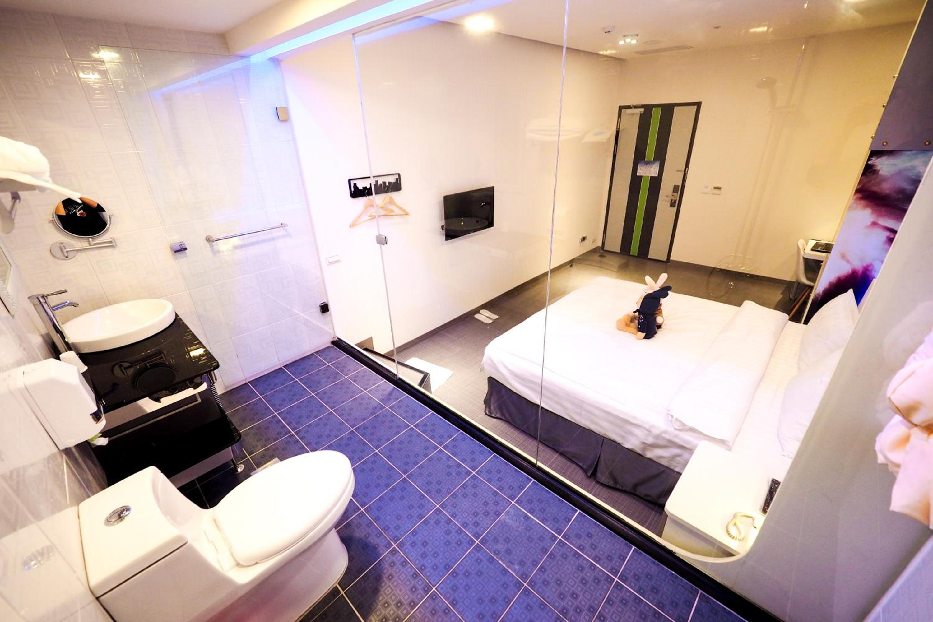 Budget Double Room - No Parking
