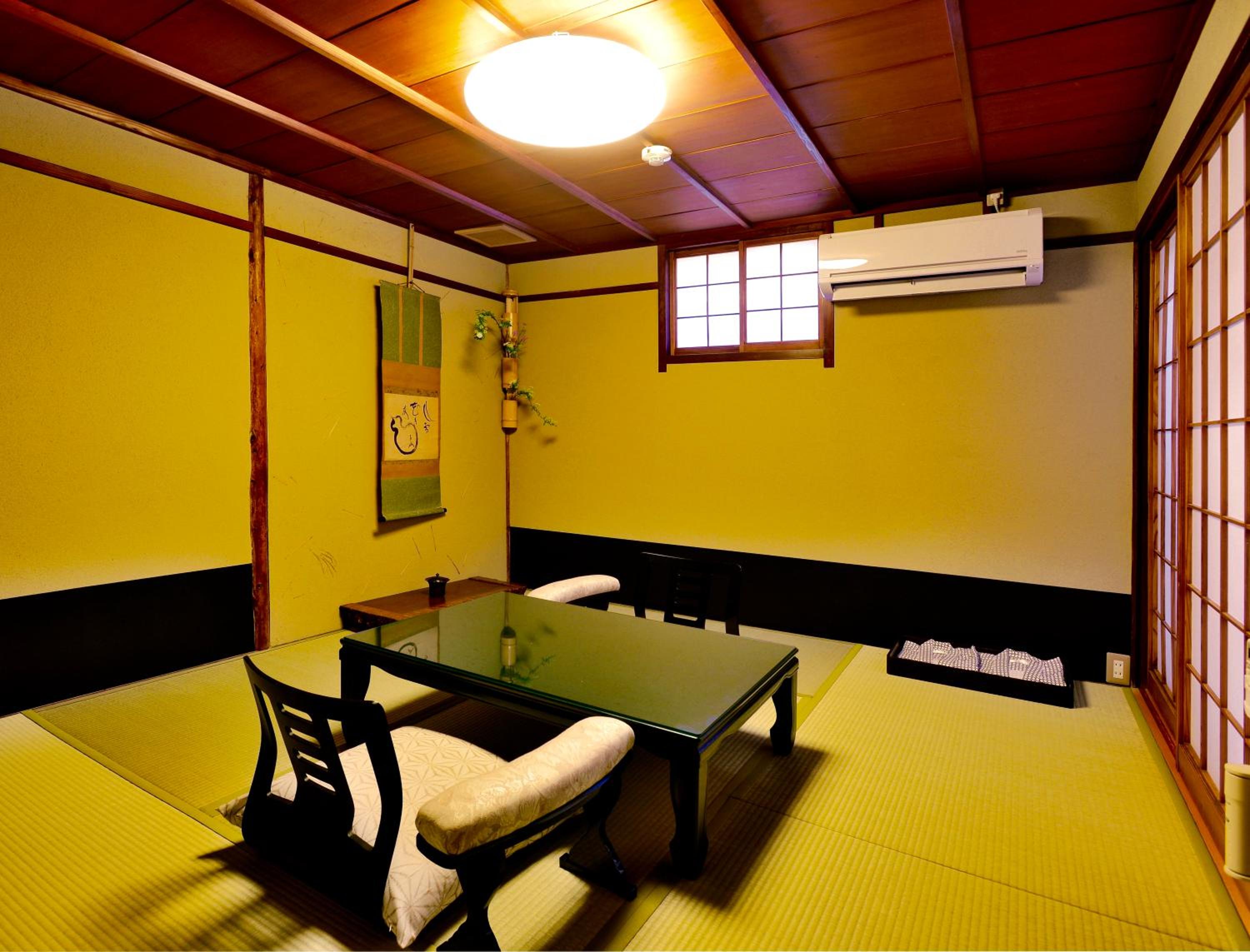 Japanese-Style Standard Room thumbnail 6
