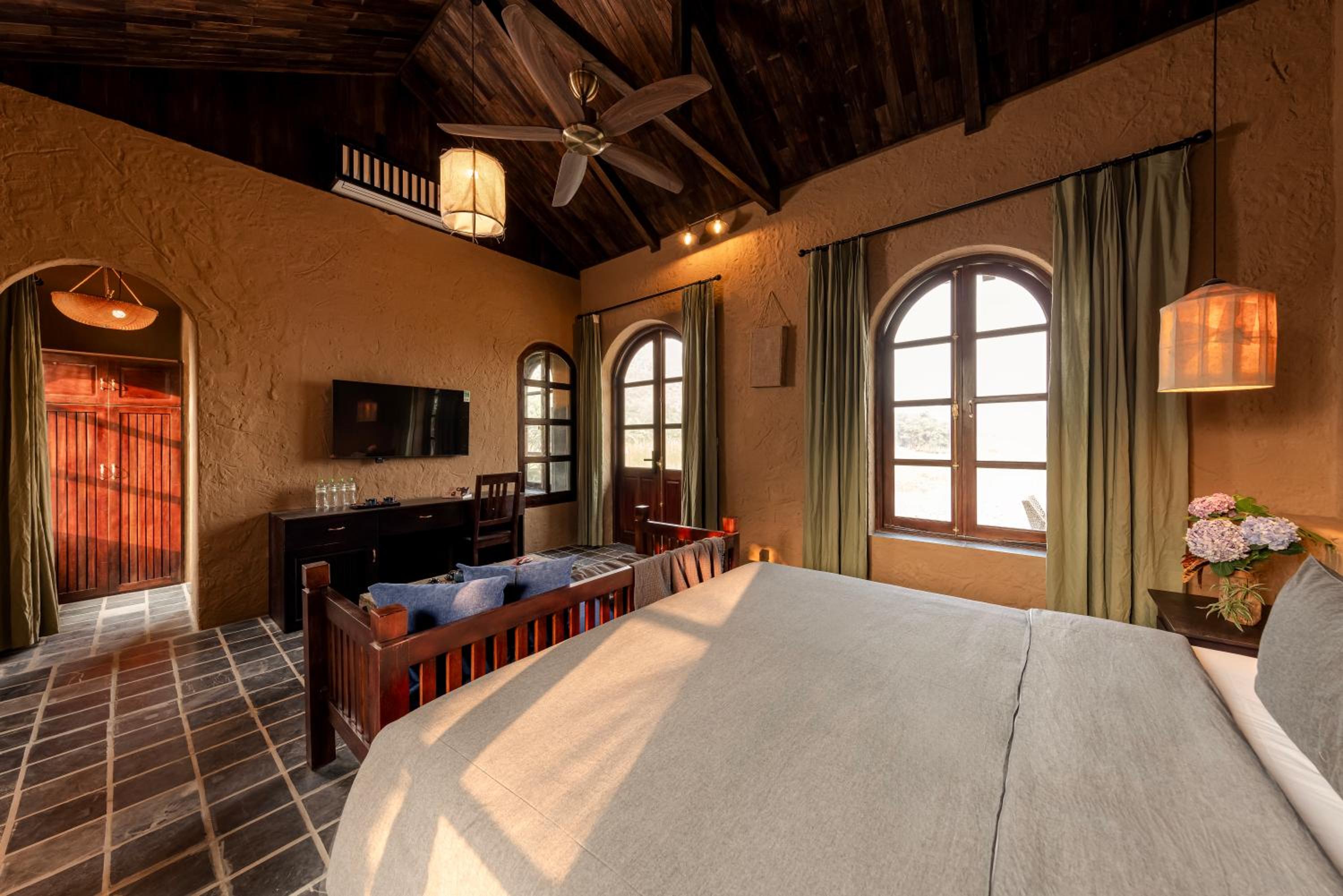Junior Suite with Mountain View photo 3