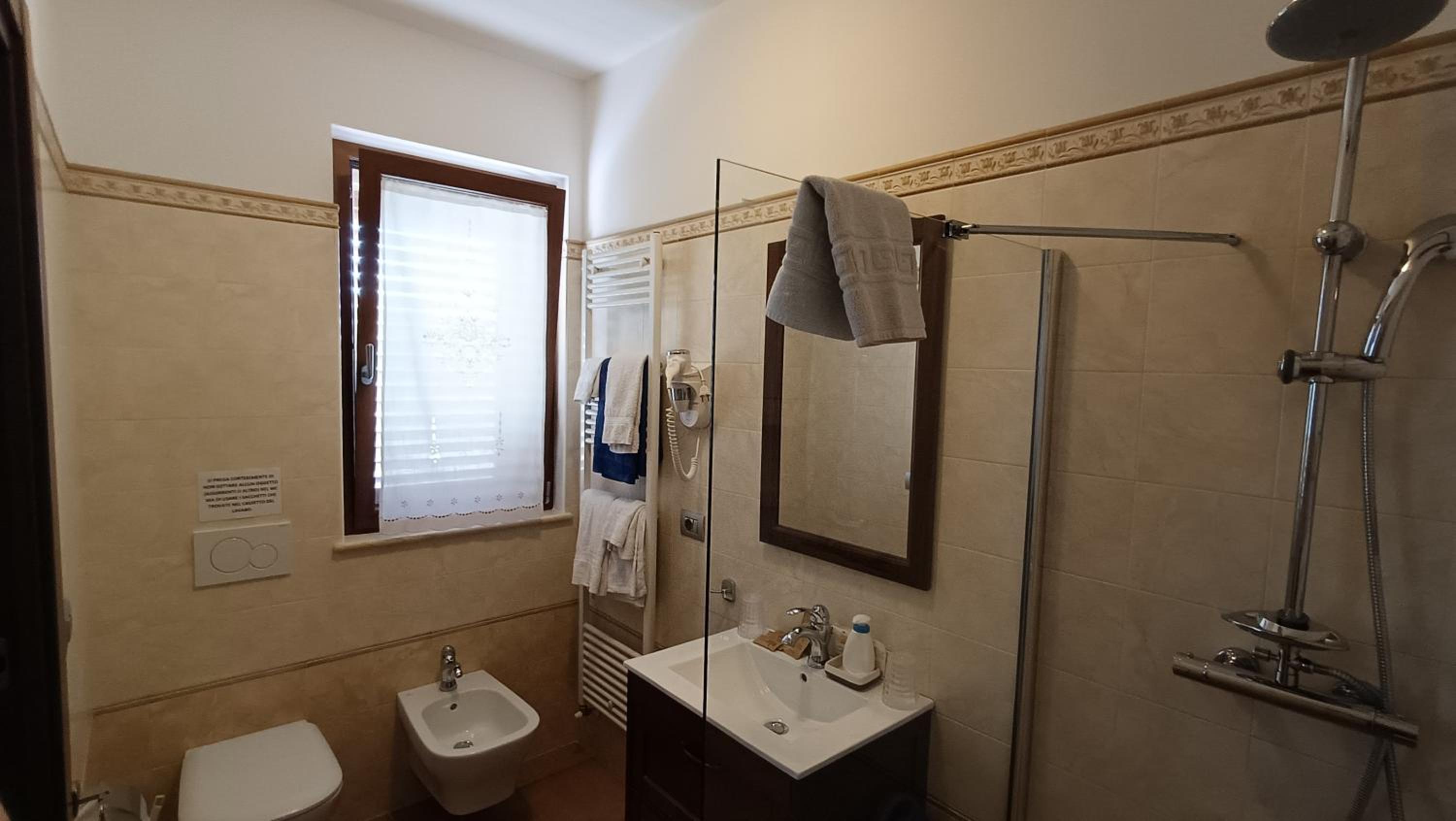 Standard Double or Twin Room with Garden View photo 3