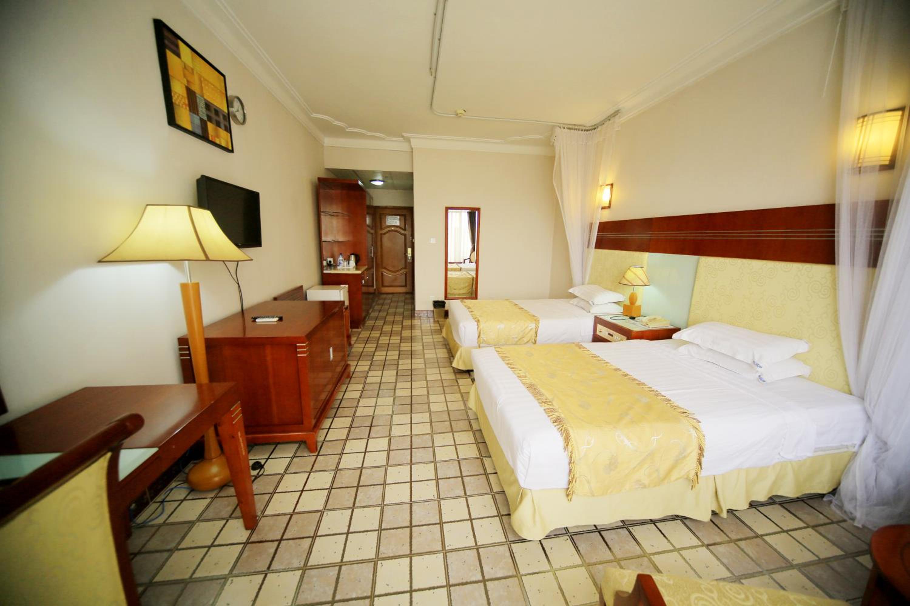 Deluxe Twin Room photo 2