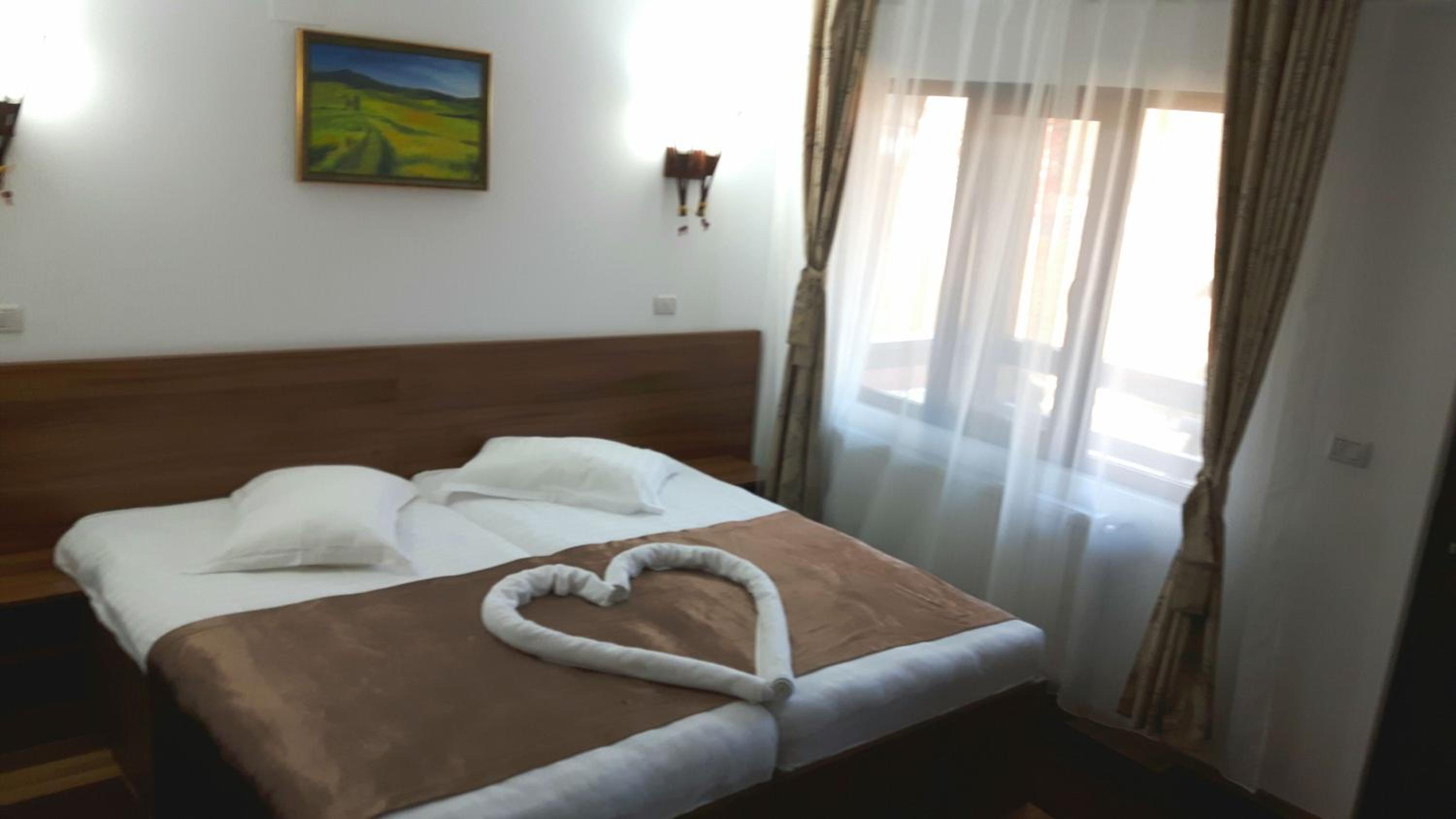 Standard Double or Twin Room Building B with River View - Without Pool Access photo 1