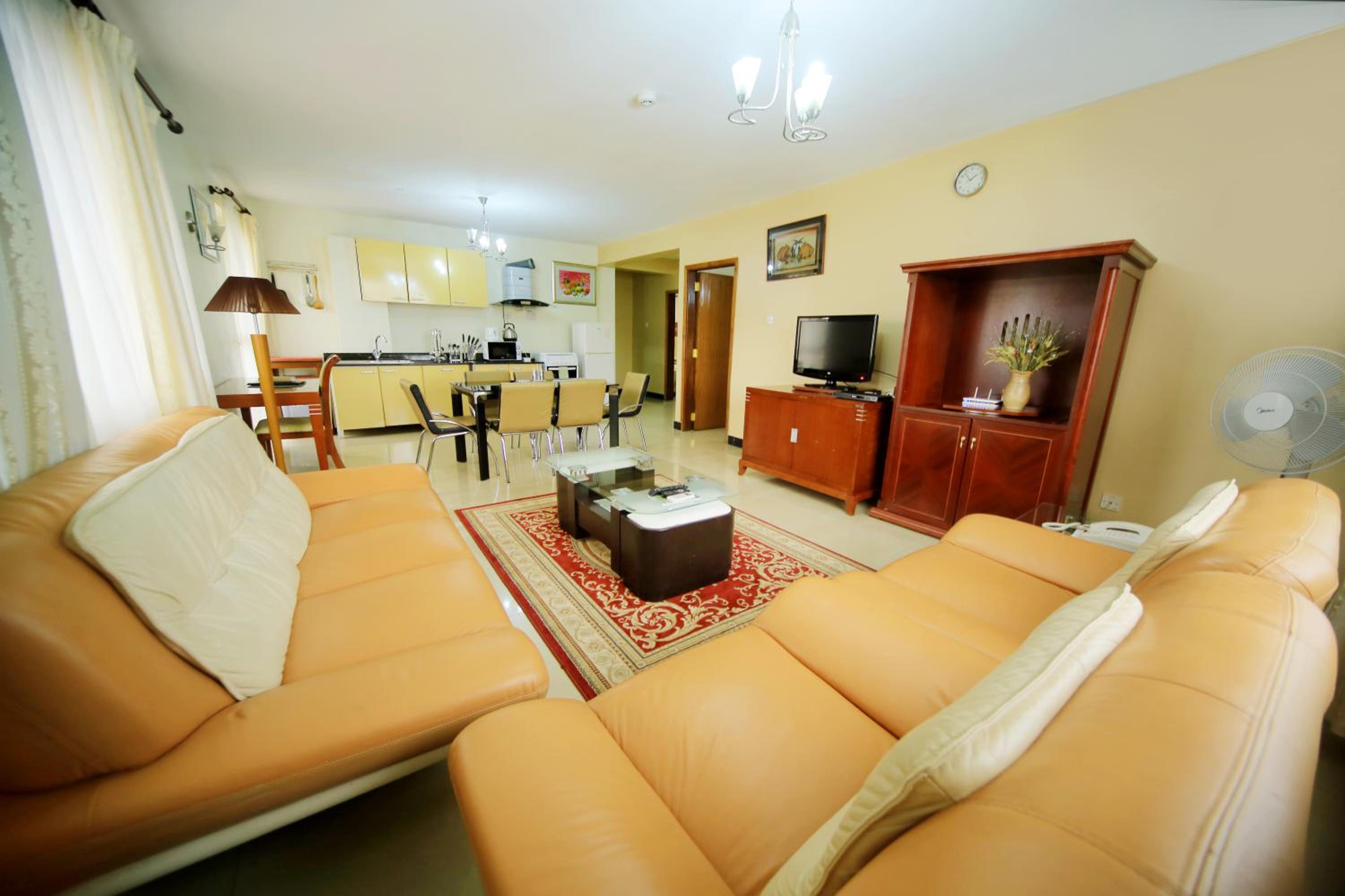 Three-Bedroom Apartment photo 3