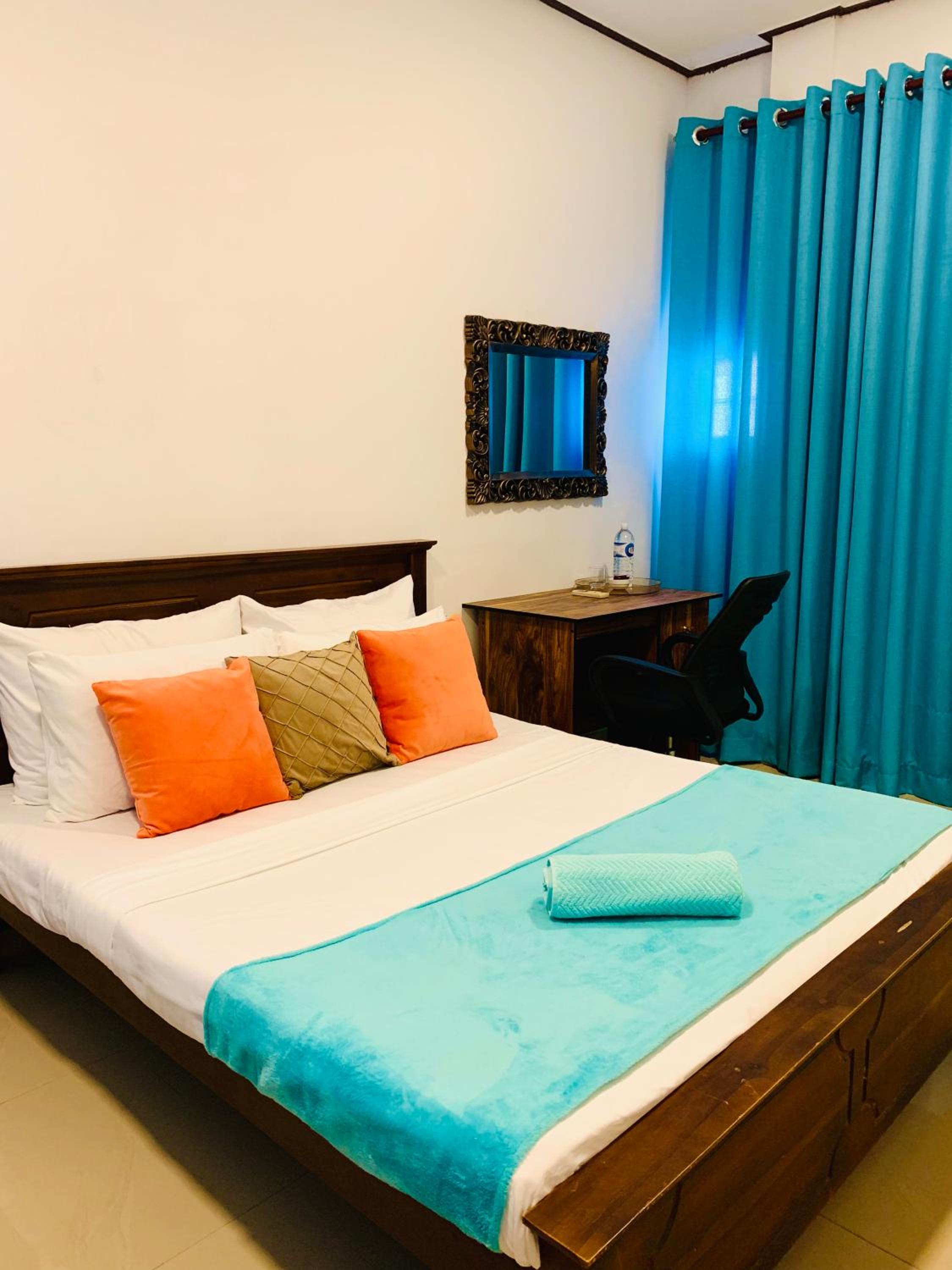 Deluxe Double Room with Balcony photo 1