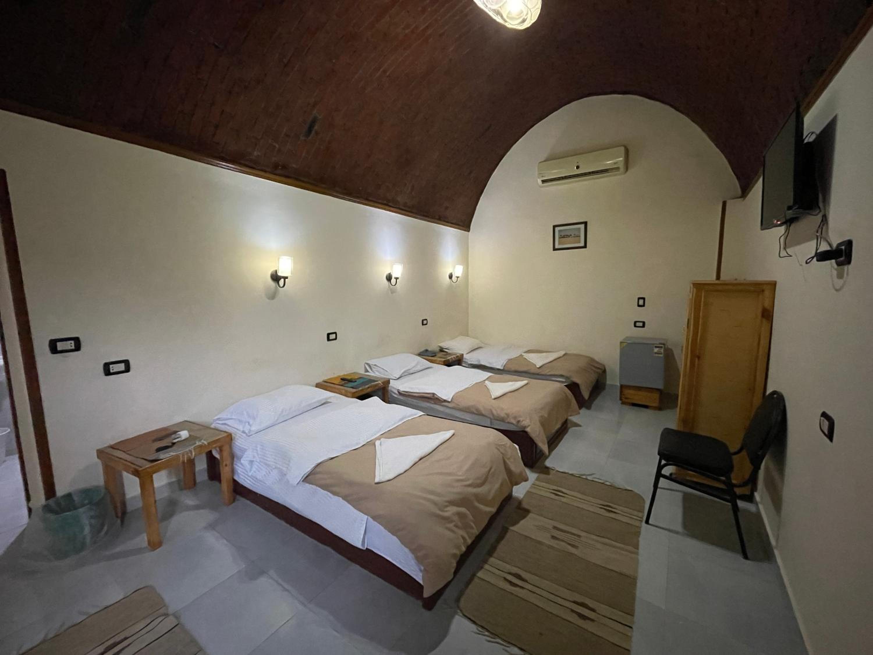 Deluxe Triple Room photo 3