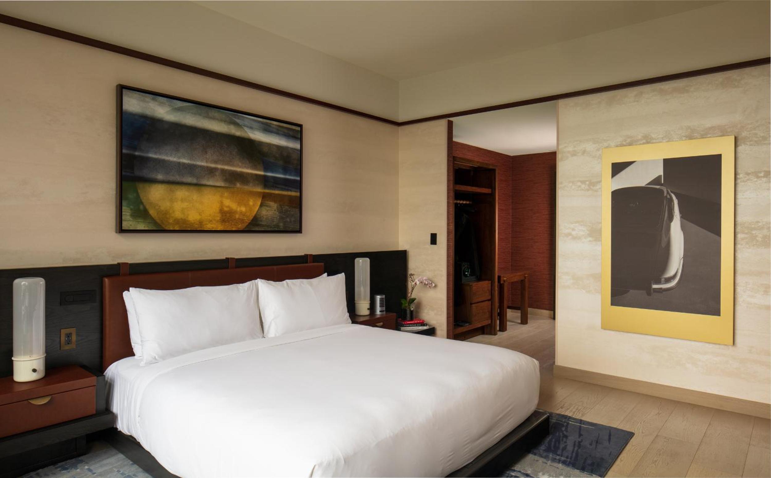 Suite with City View photo 1