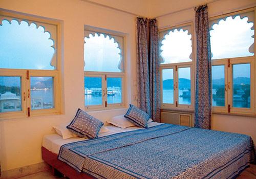 Standard Double or Twin Room - Photo 3