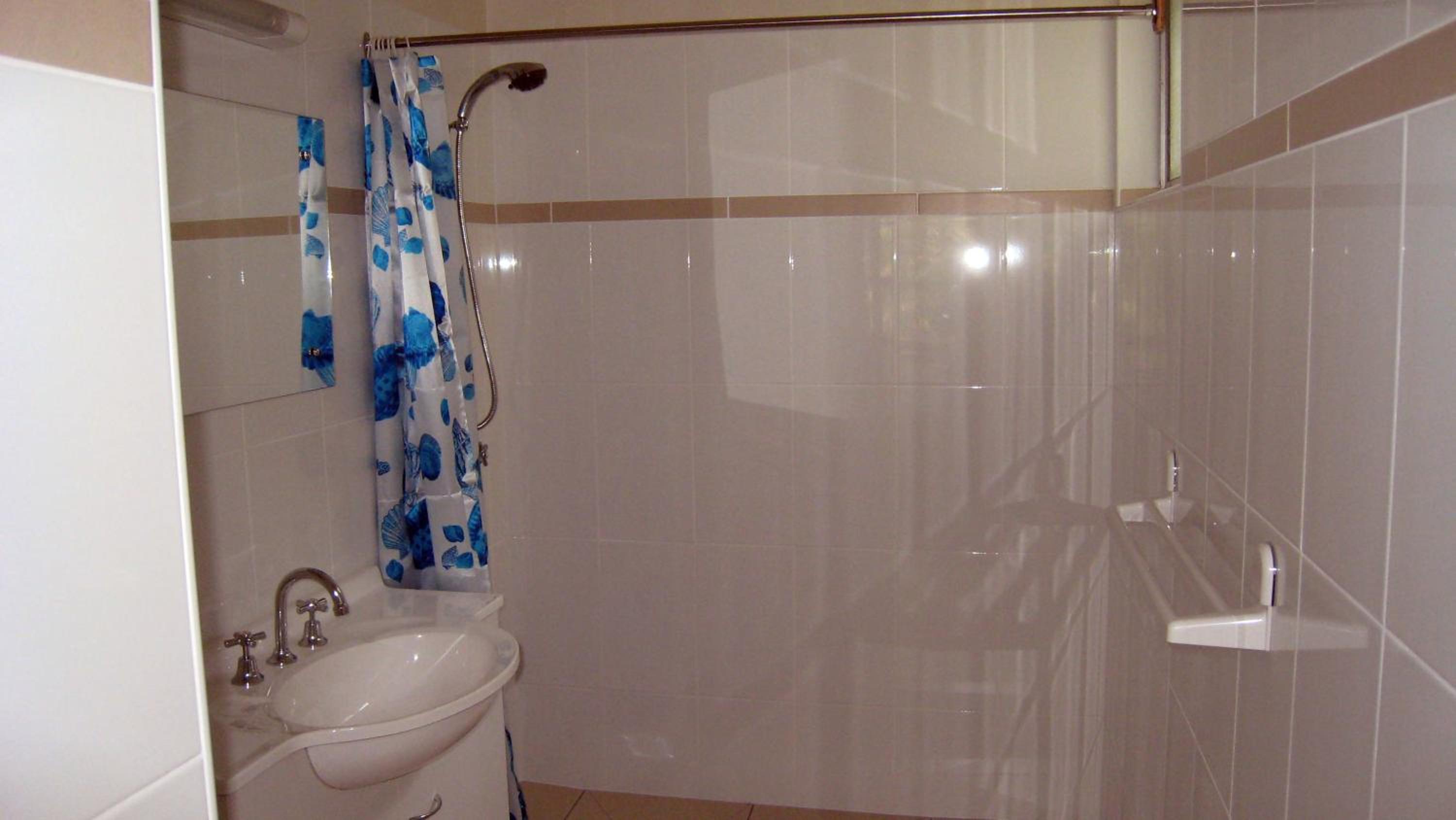 Studio Apartment photo 1