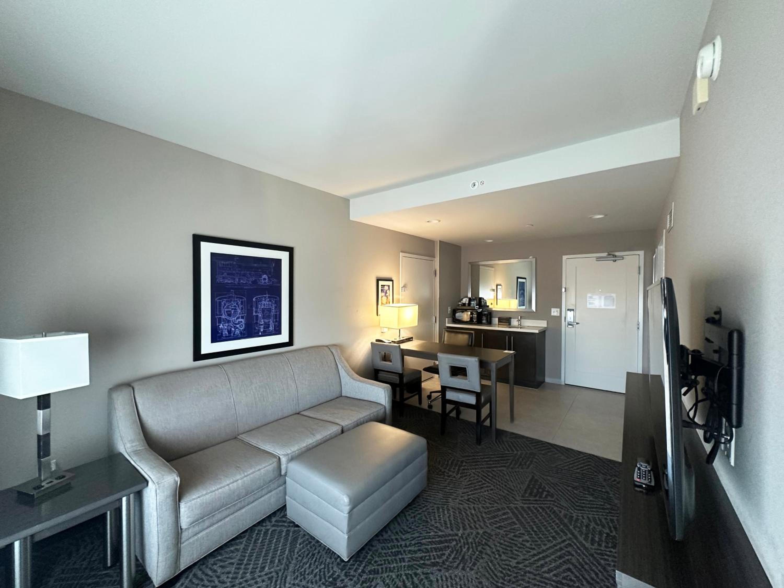 King Suite - Hearing Access photo 1