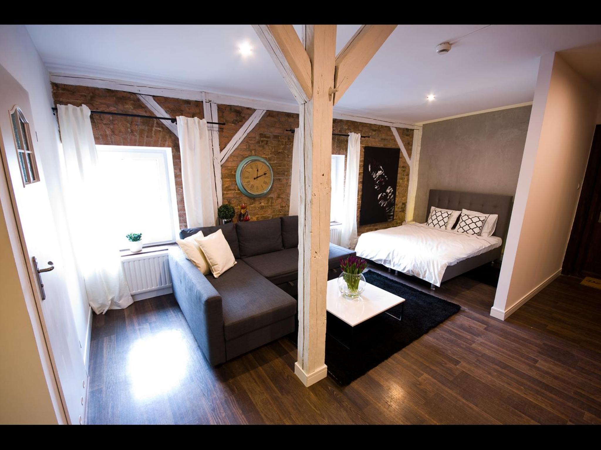 Studio Apartment photo 1