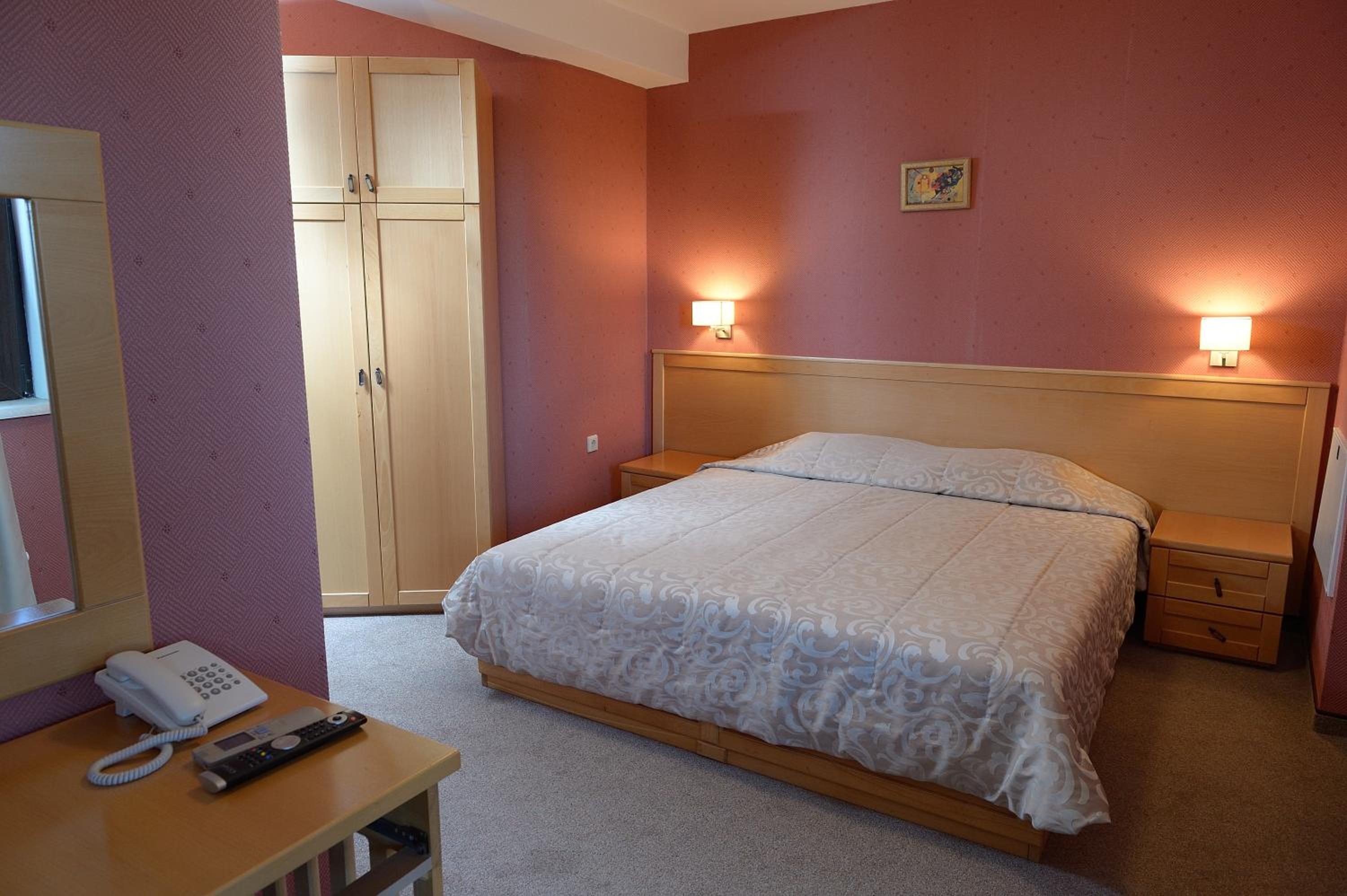 Double Room - Photo 1