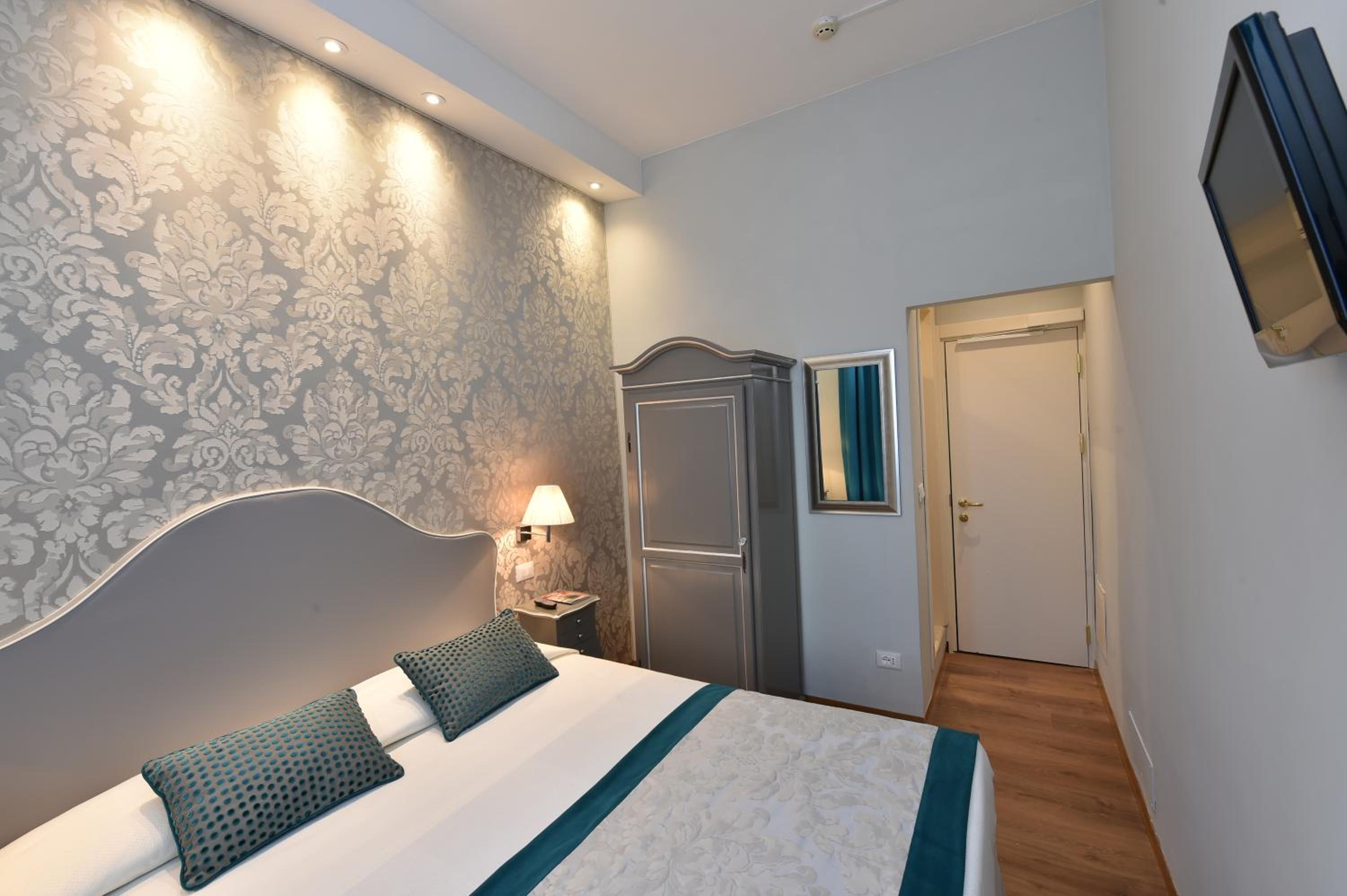 Single Room photo 1