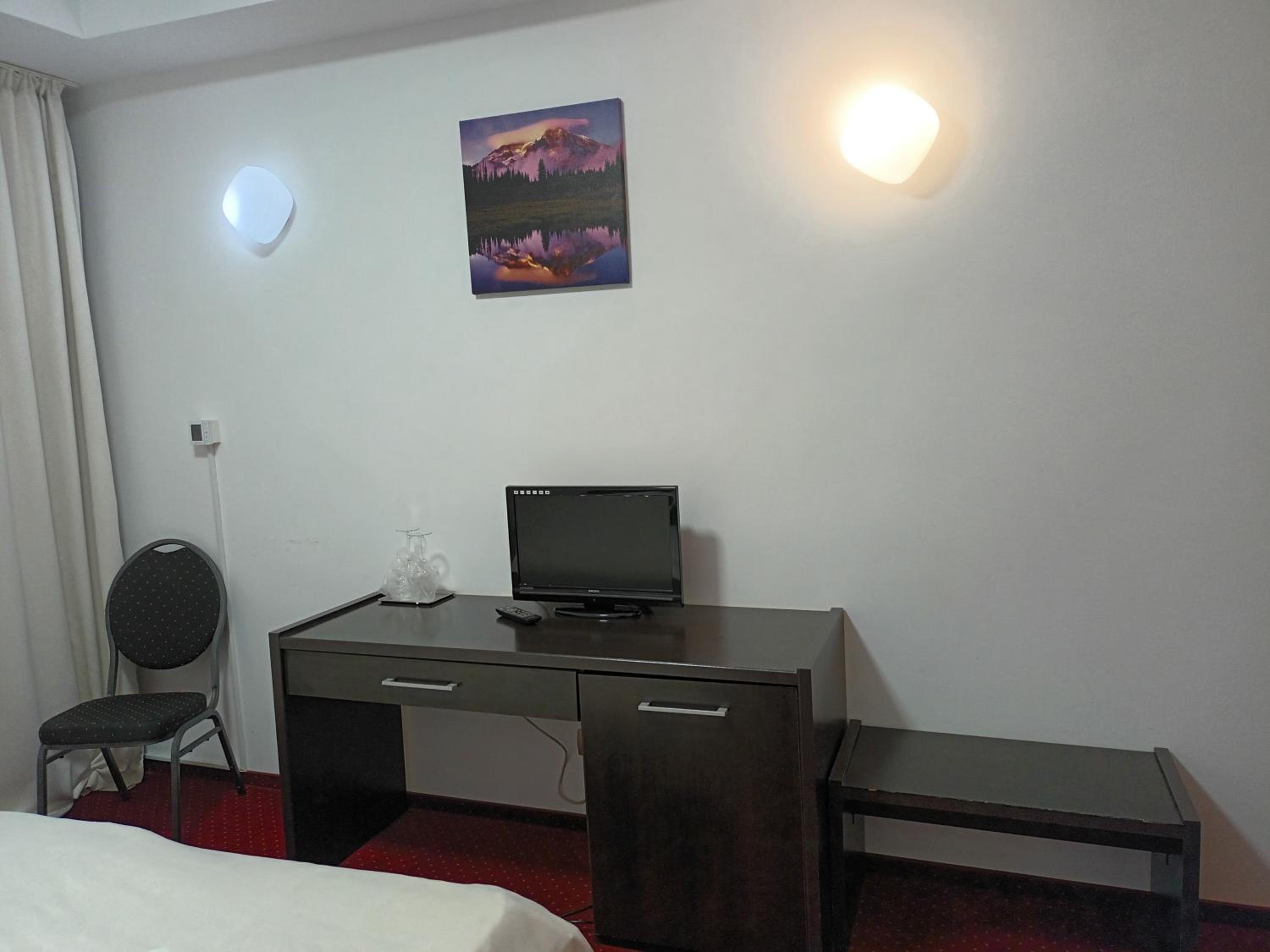 Single Room with Private Bathroom