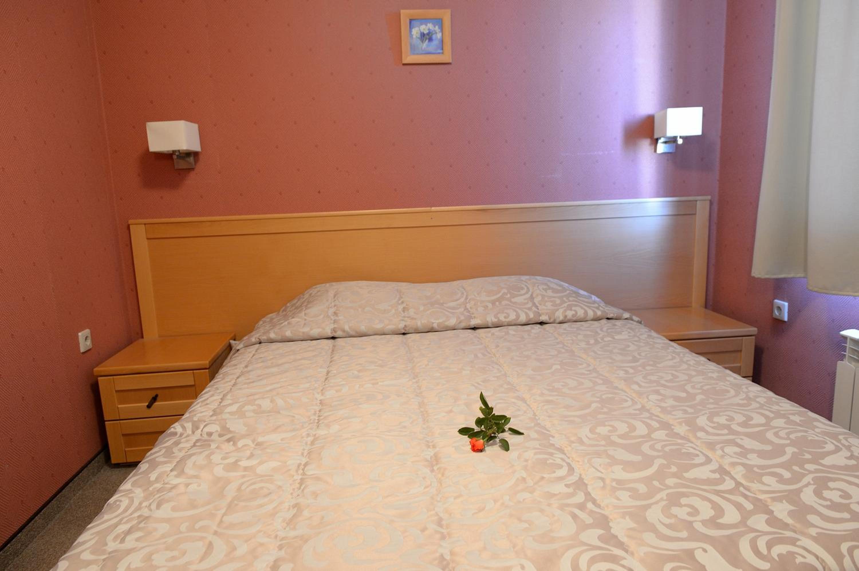 Suite with Balcony - Photo 2