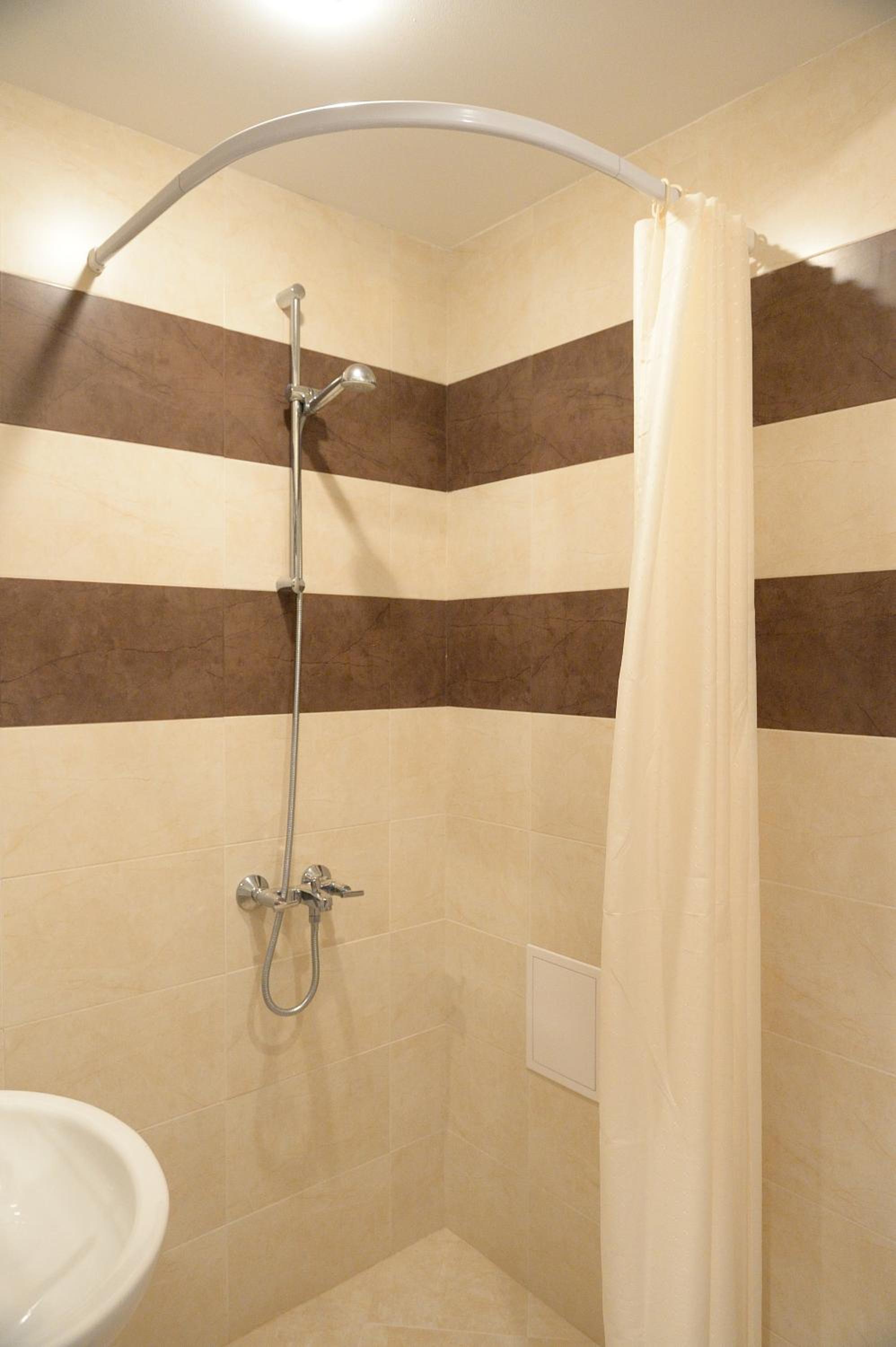 Suite with Balcony - Photo 3
