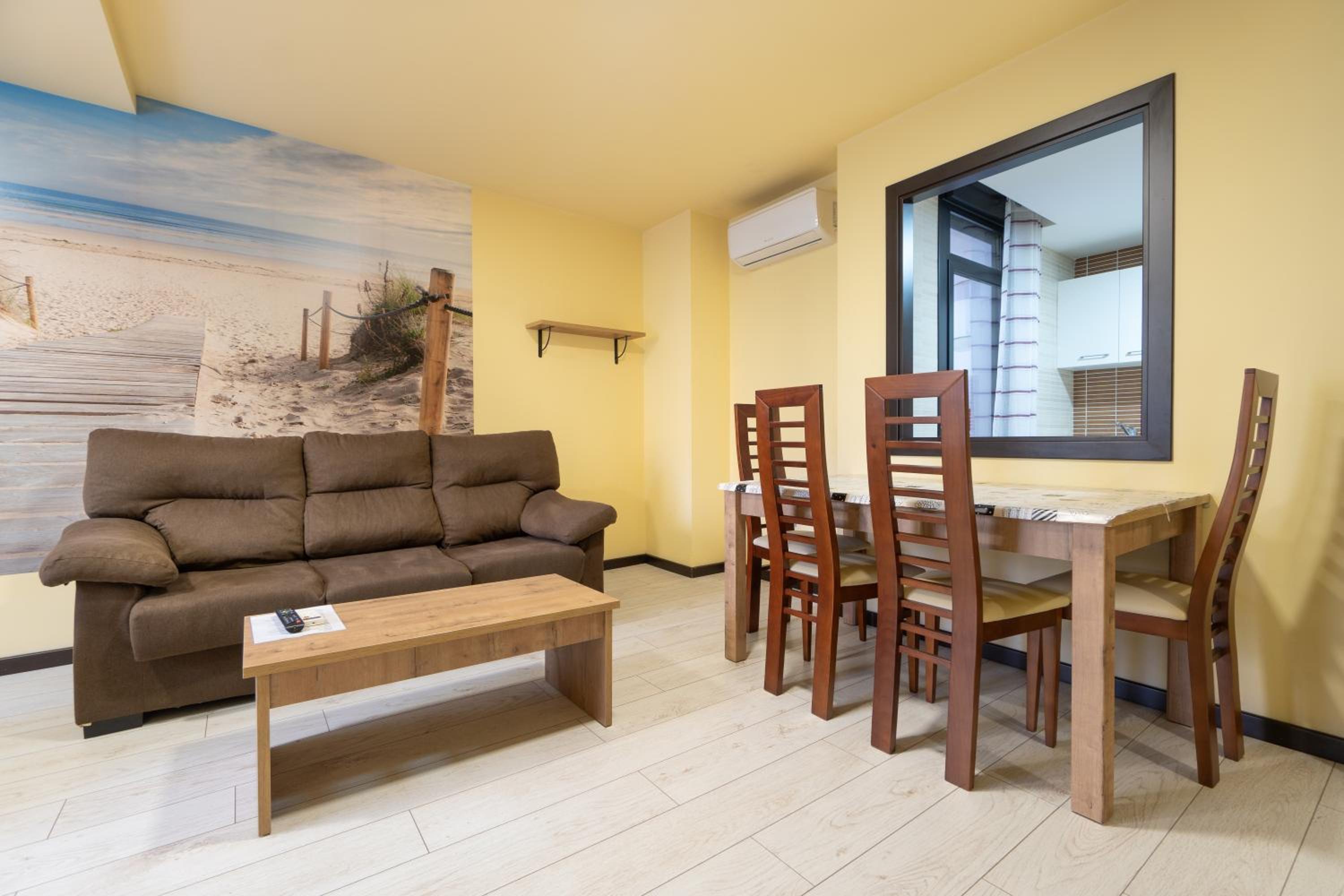 Two-Bedroom Apartment with Mountain View