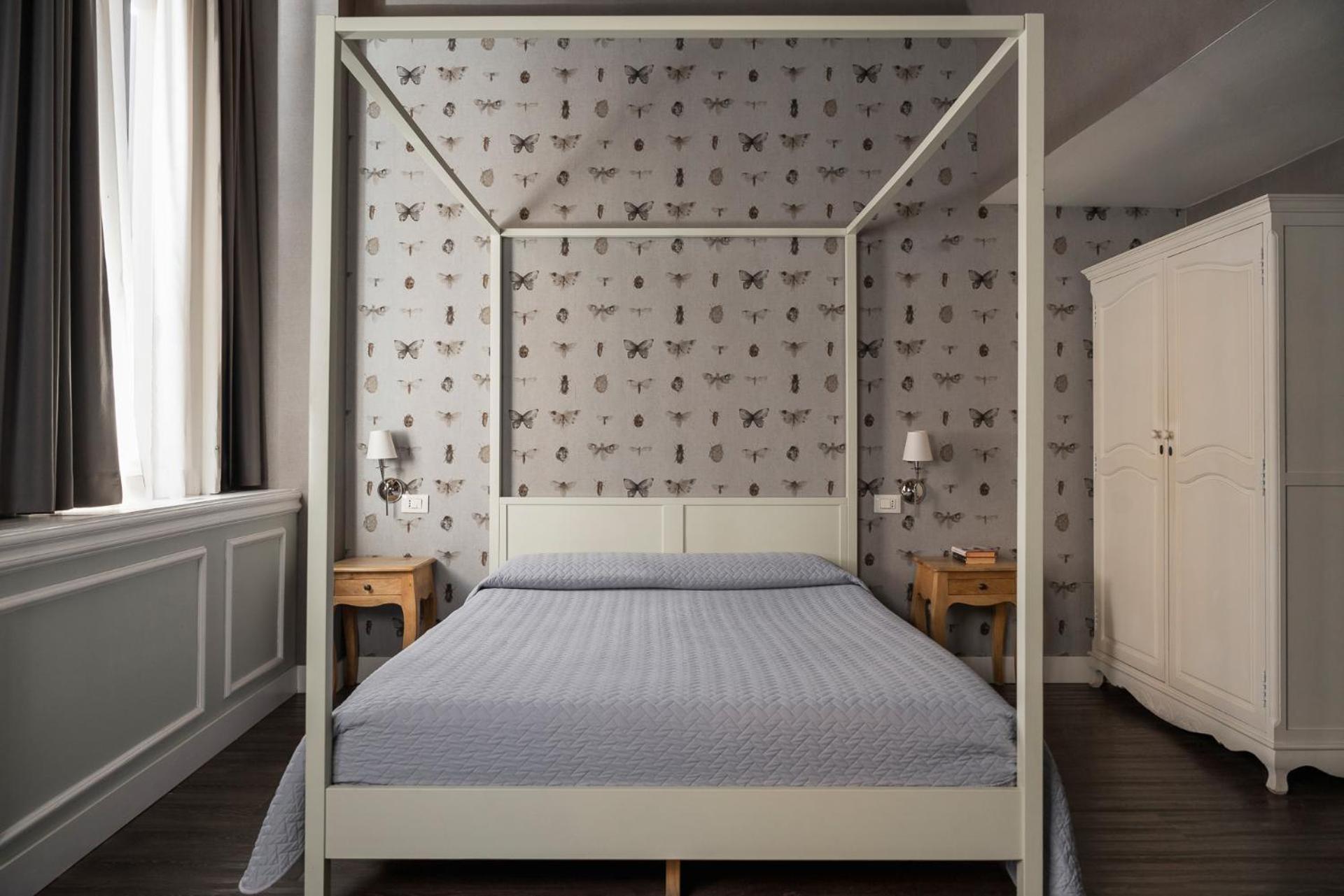 Double or Twin Room - Photo 6