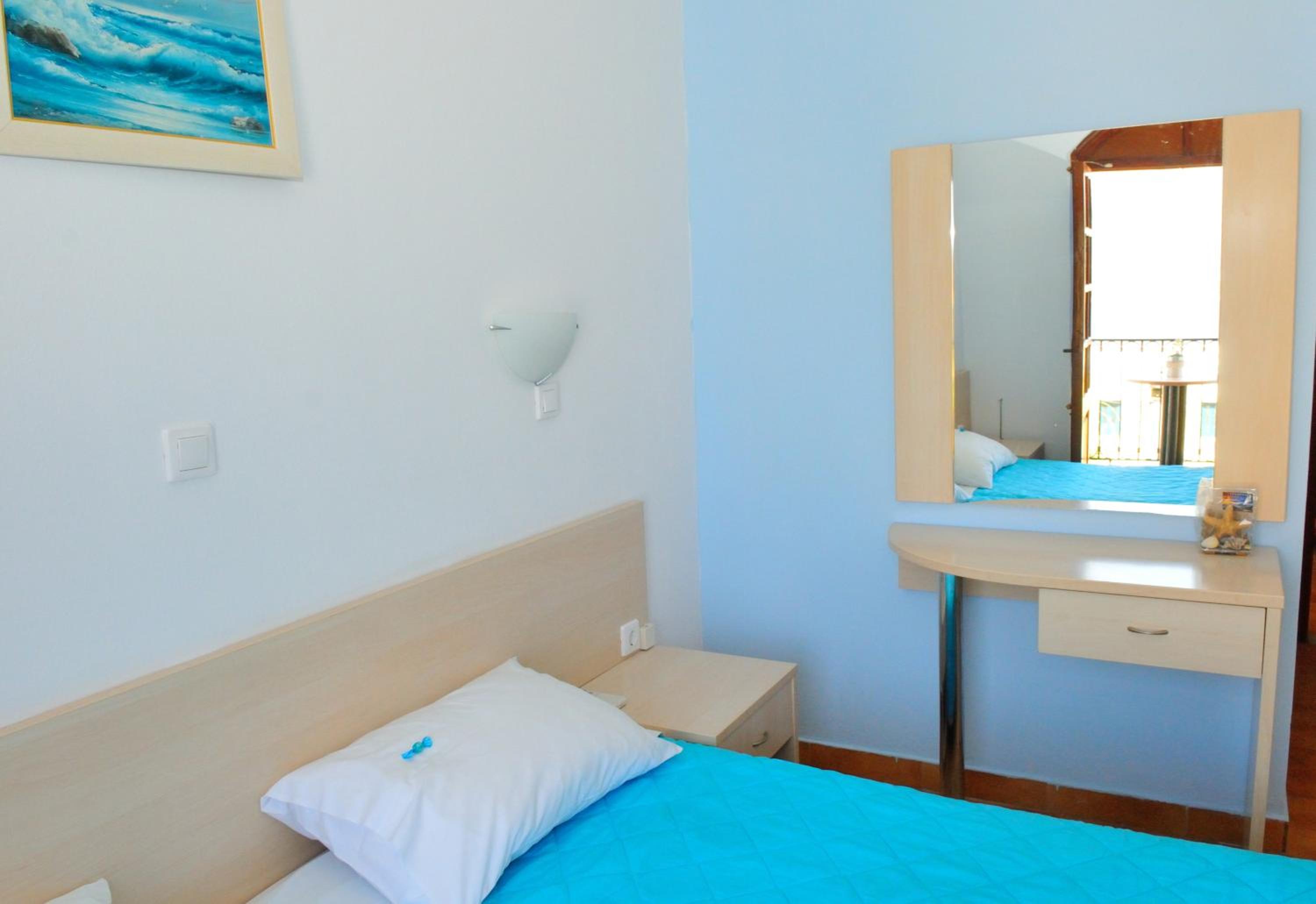 Double or Twin Room with Terrace