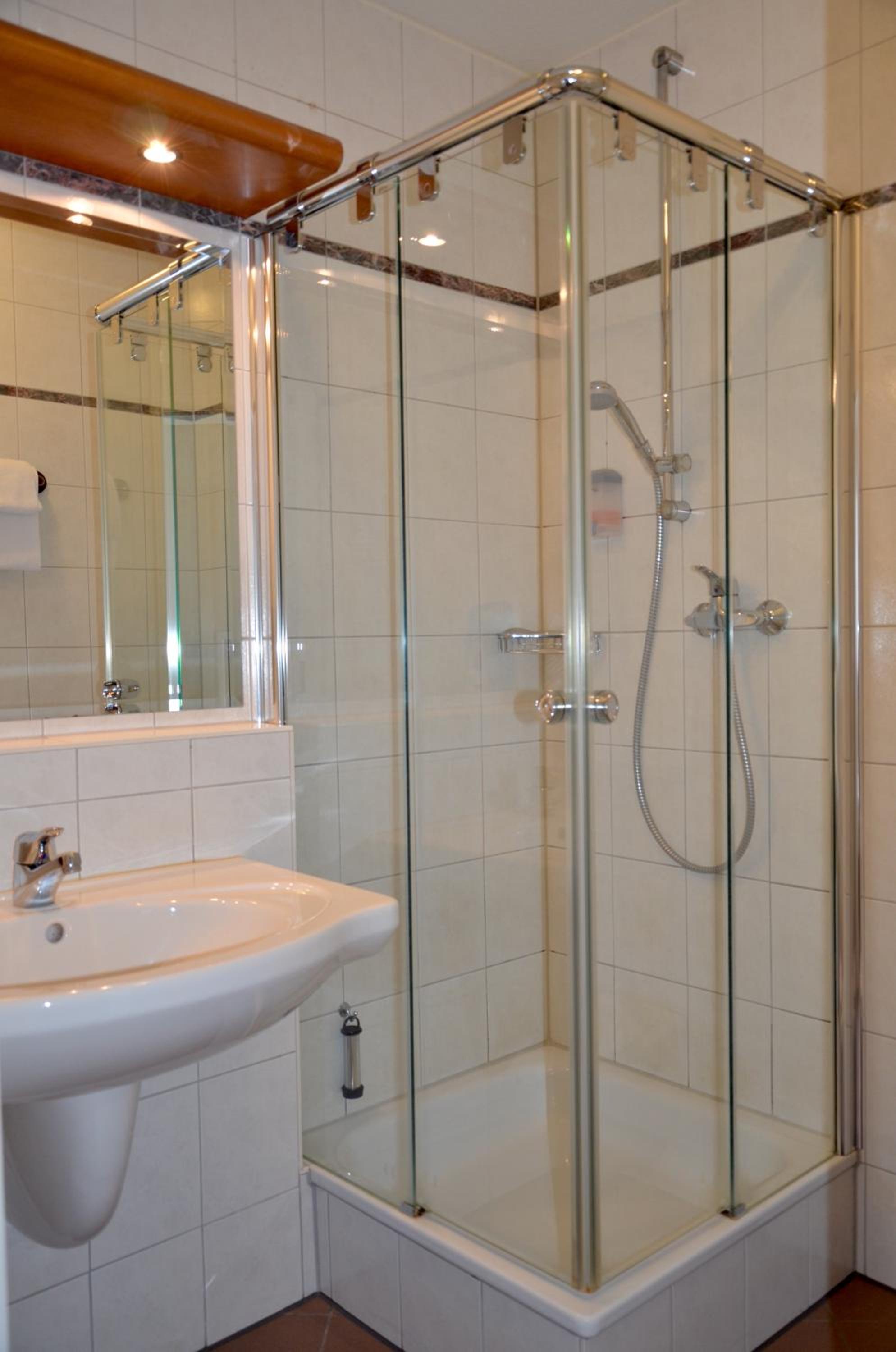 Double Room - Photo 3