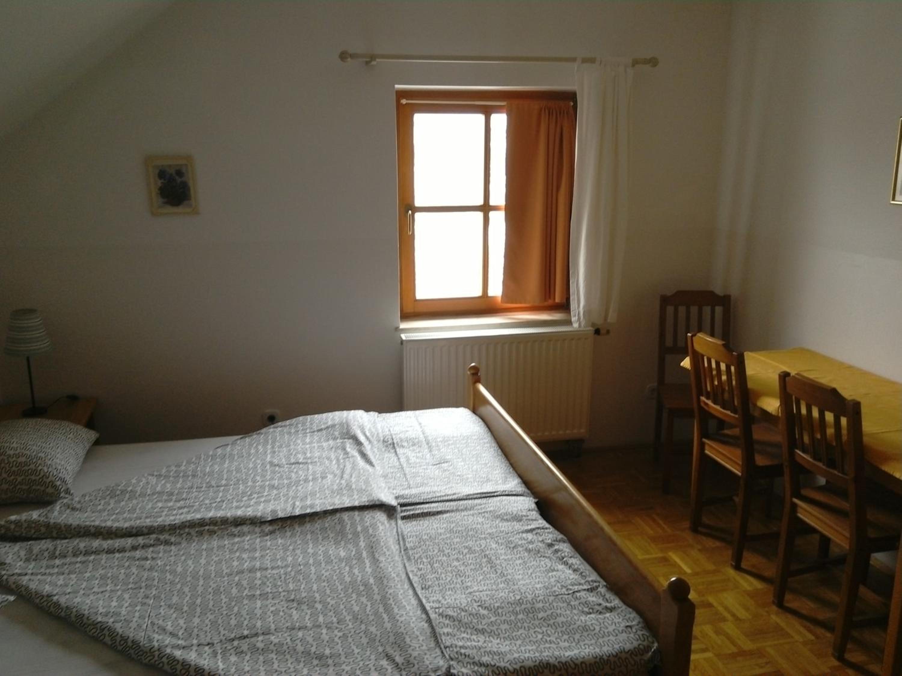 Studio (4 Adults) photo 2