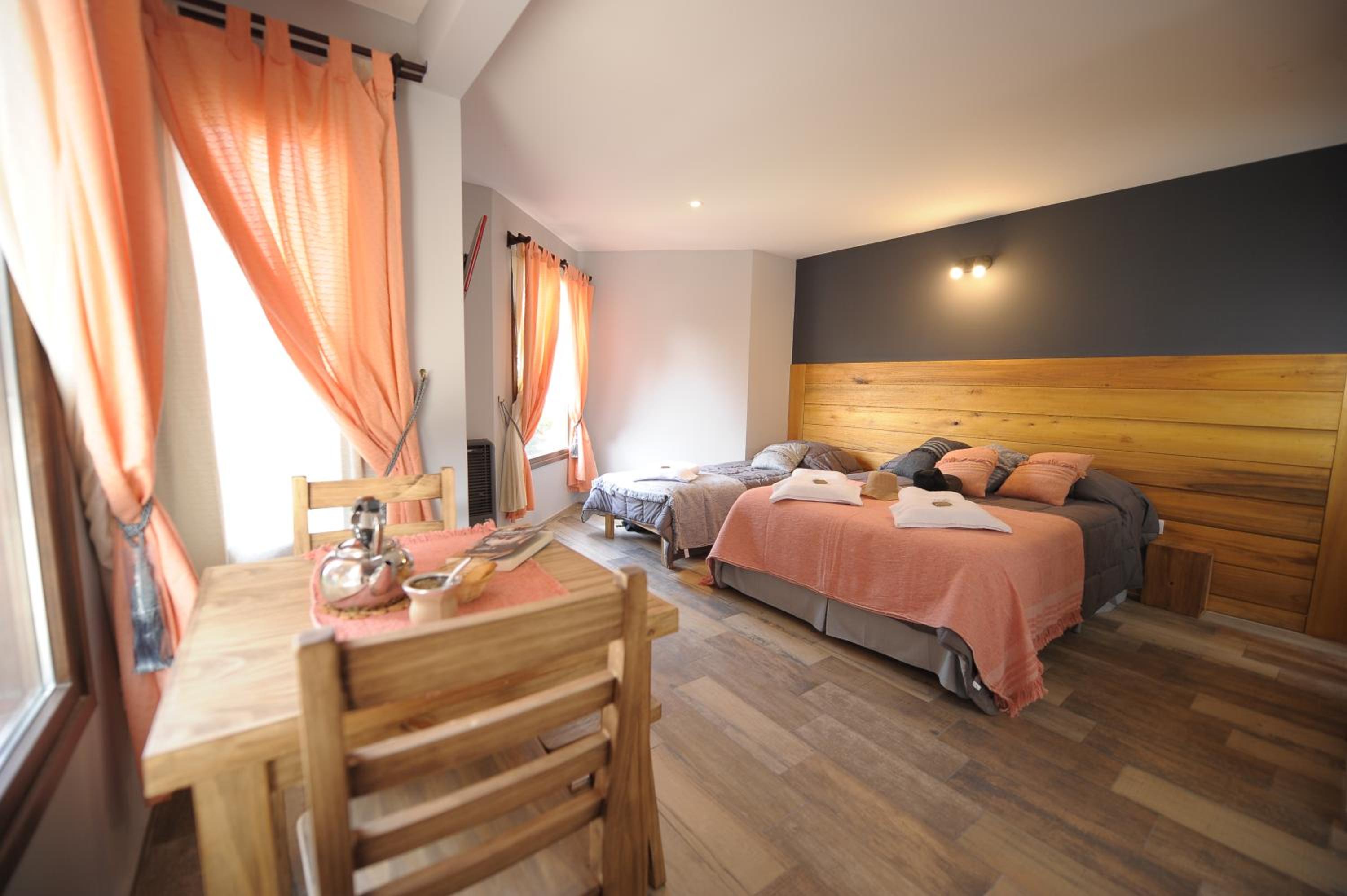 Double or Twin Room photo 3