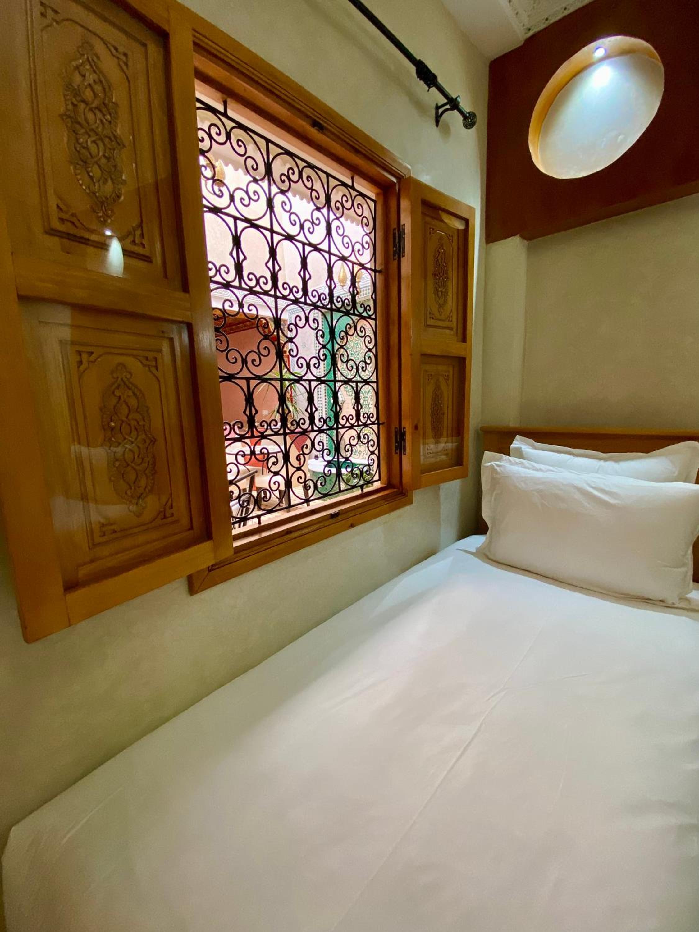 Standard Twin Room photo 1