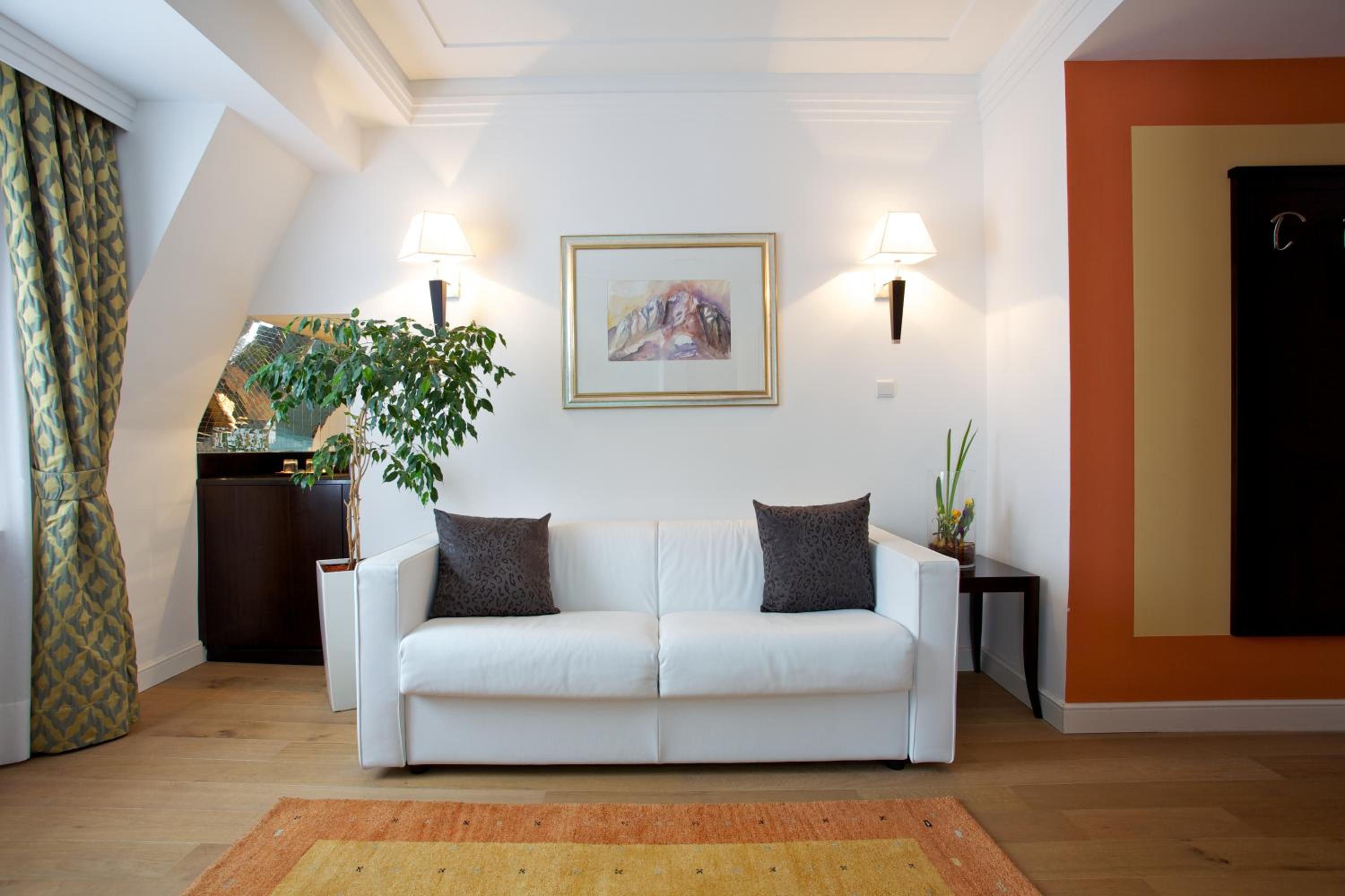 Prestige Suite - Photo 3