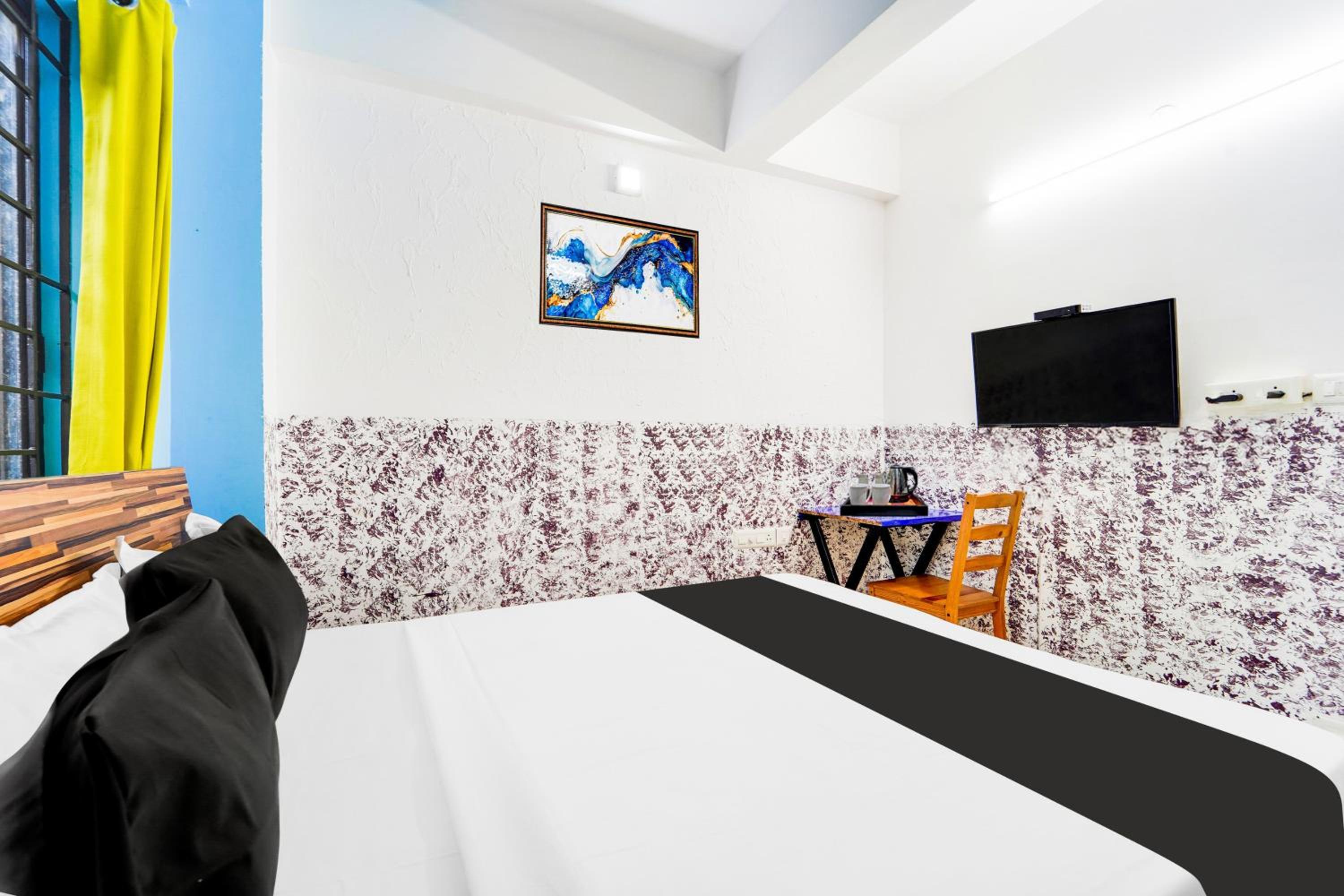 Deluxe Double Room photo 2